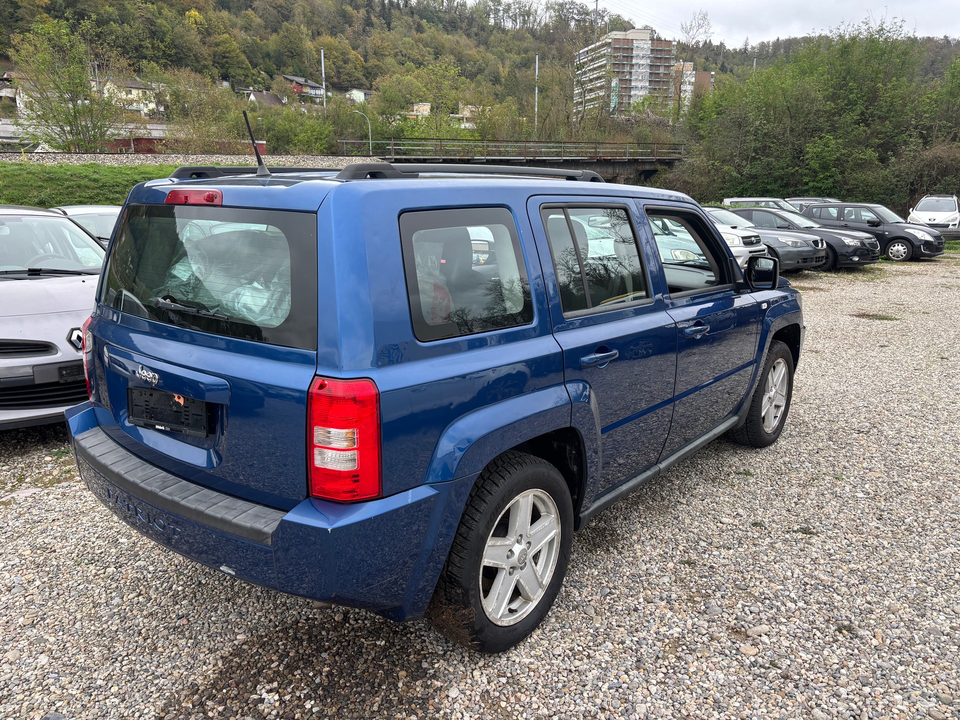 JEEP Patriot 2.4 Limited CVT-image-2