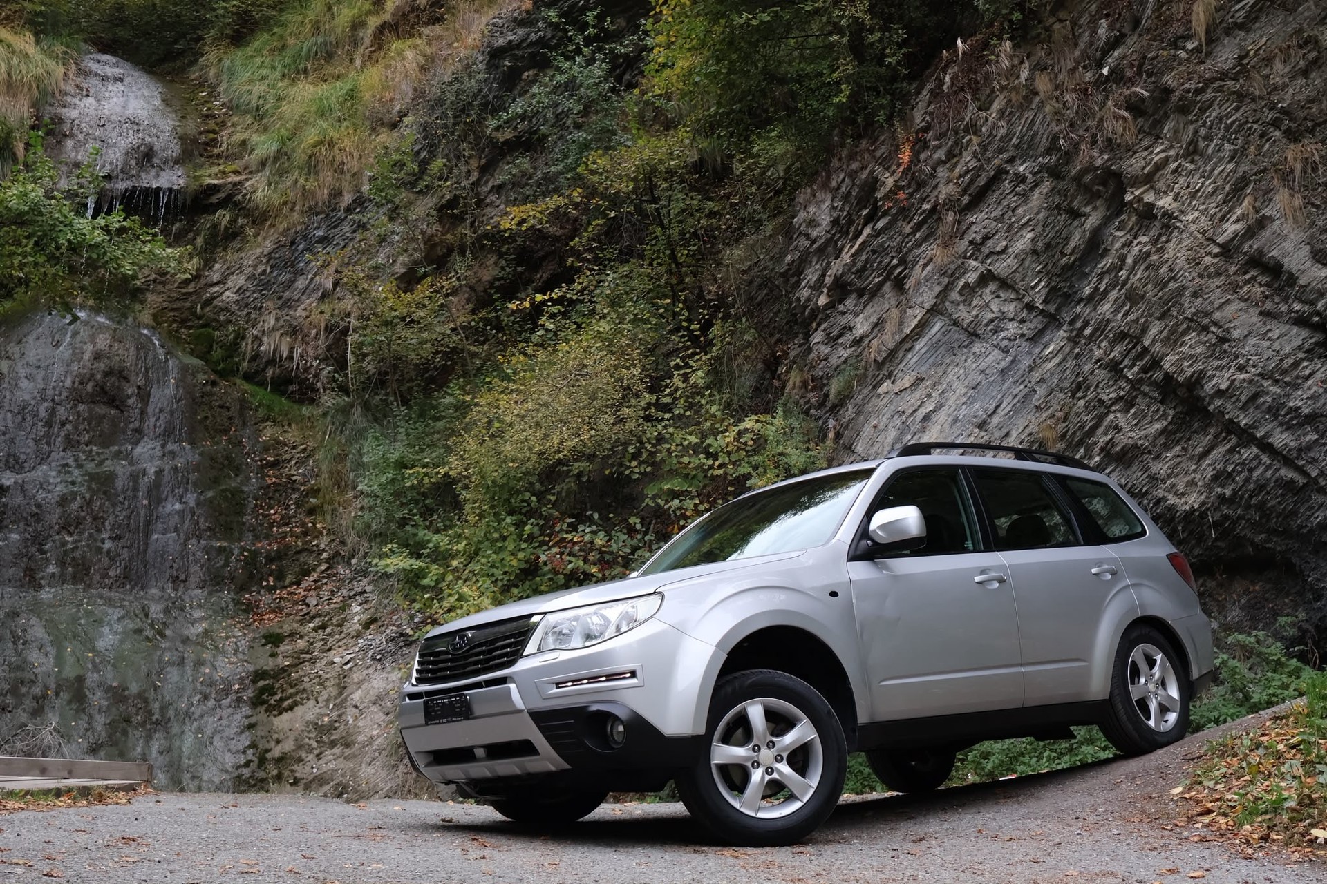 SUBARU Forester 2.0XS Limited Automatic-image-0