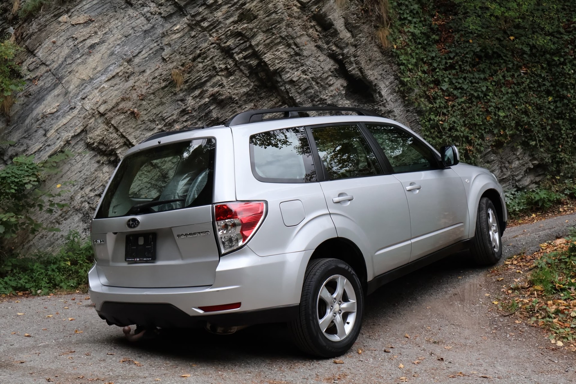 SUBARU Forester 2.0XS Limited Automatic-image-4