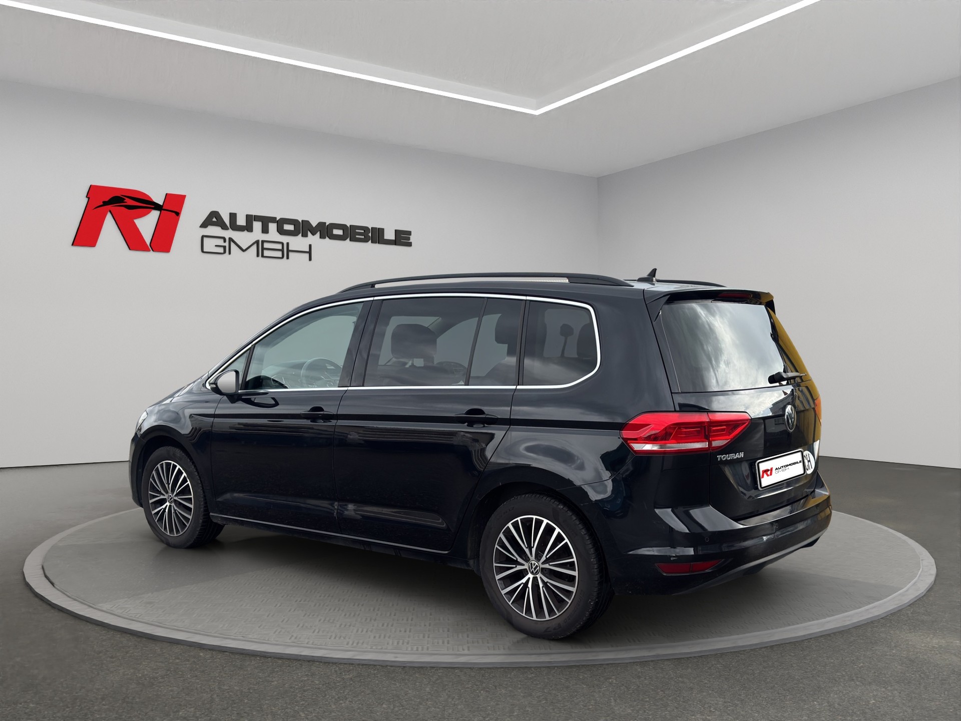 VW Touran 1.5 TSI EVO Comfortline DSG-image-3