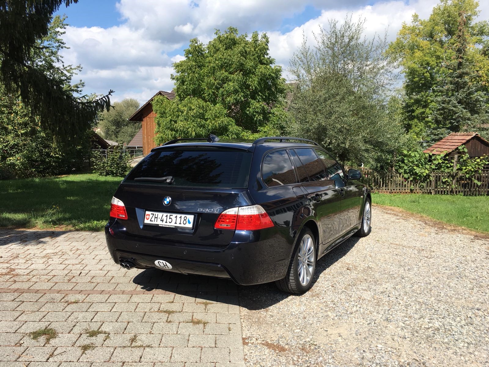 BMW 530xd Touring Steptronic-image-0