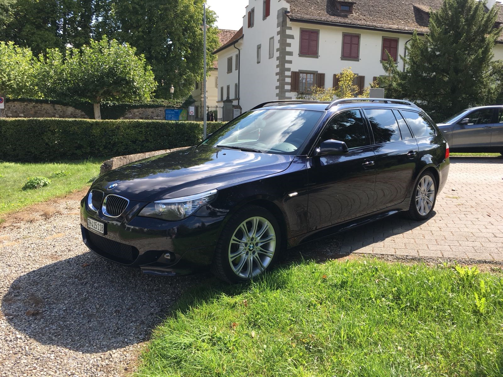 BMW 530xd Touring Steptronic-image-2