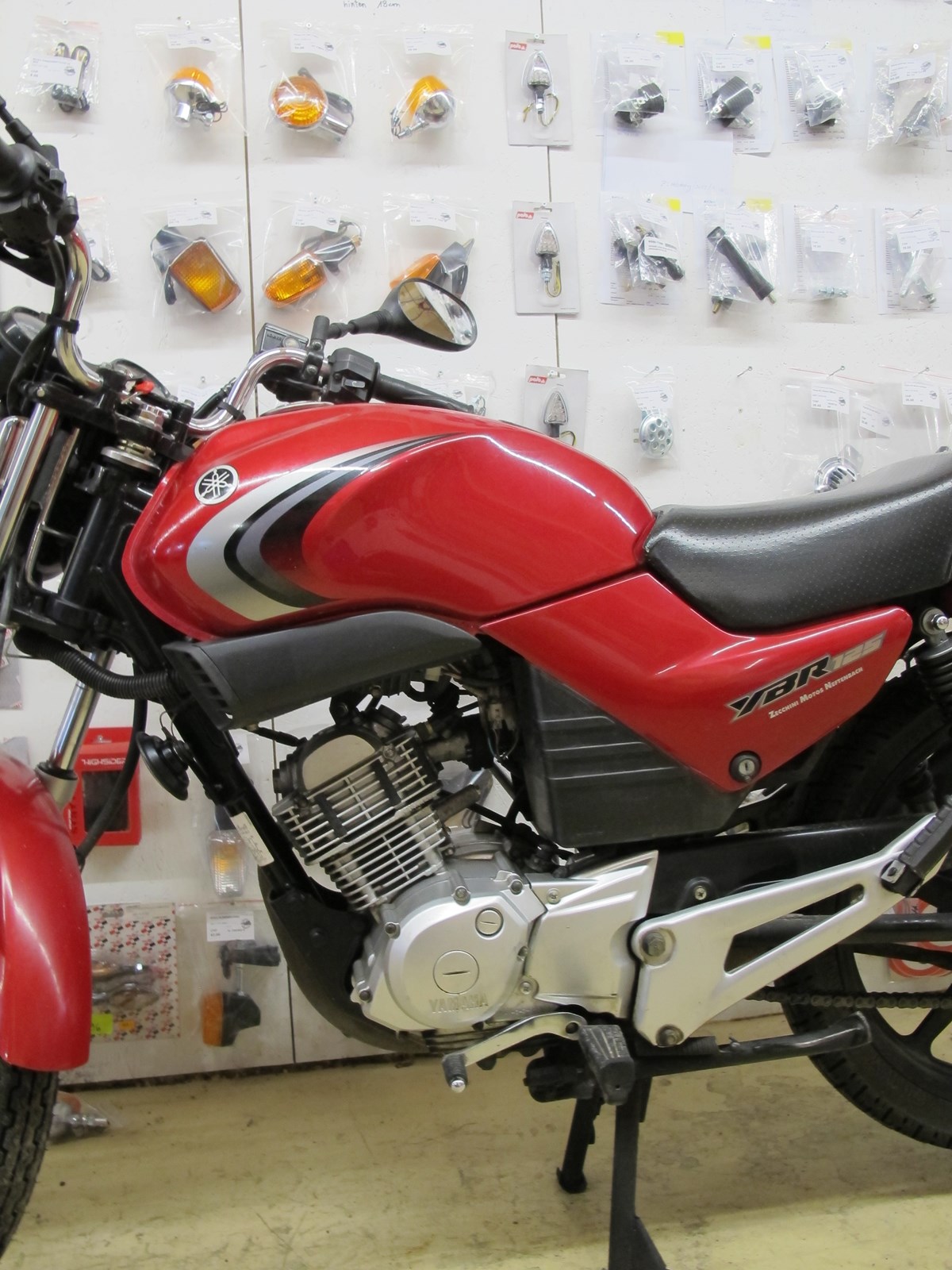 YAMAHA YBR 125-image-3