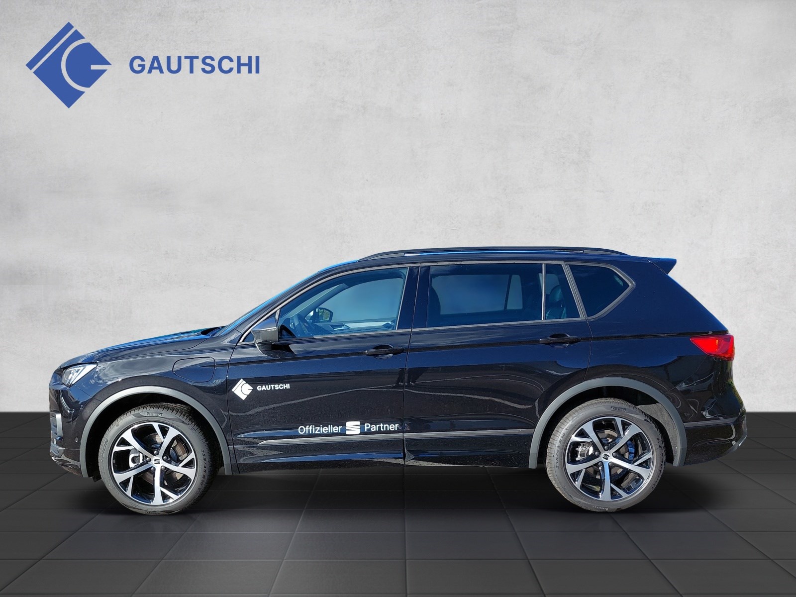 SEAT Tarraco 1.4 e-HYBRID DSG Move FR-image-1