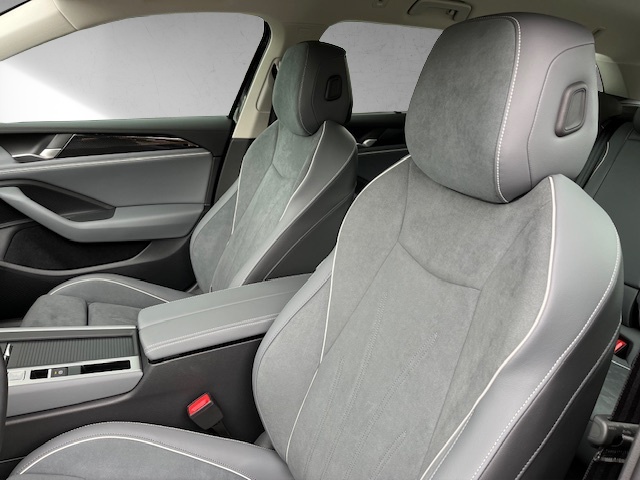 VW Passat 2.0 TDI evo Business DSG-image-17