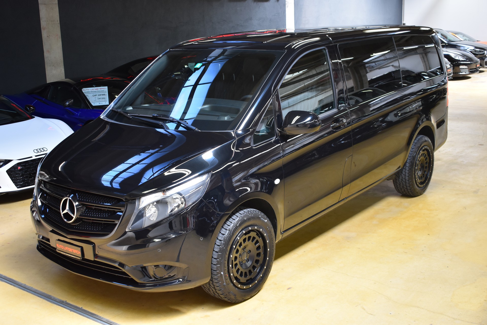 MERCEDES-BENZ Vito 114 BlueTEC L 7G-Tronic Euro 6 ***Nutzlast 950kg***Special_Adventure_Black_Edition***-showroom-element-1