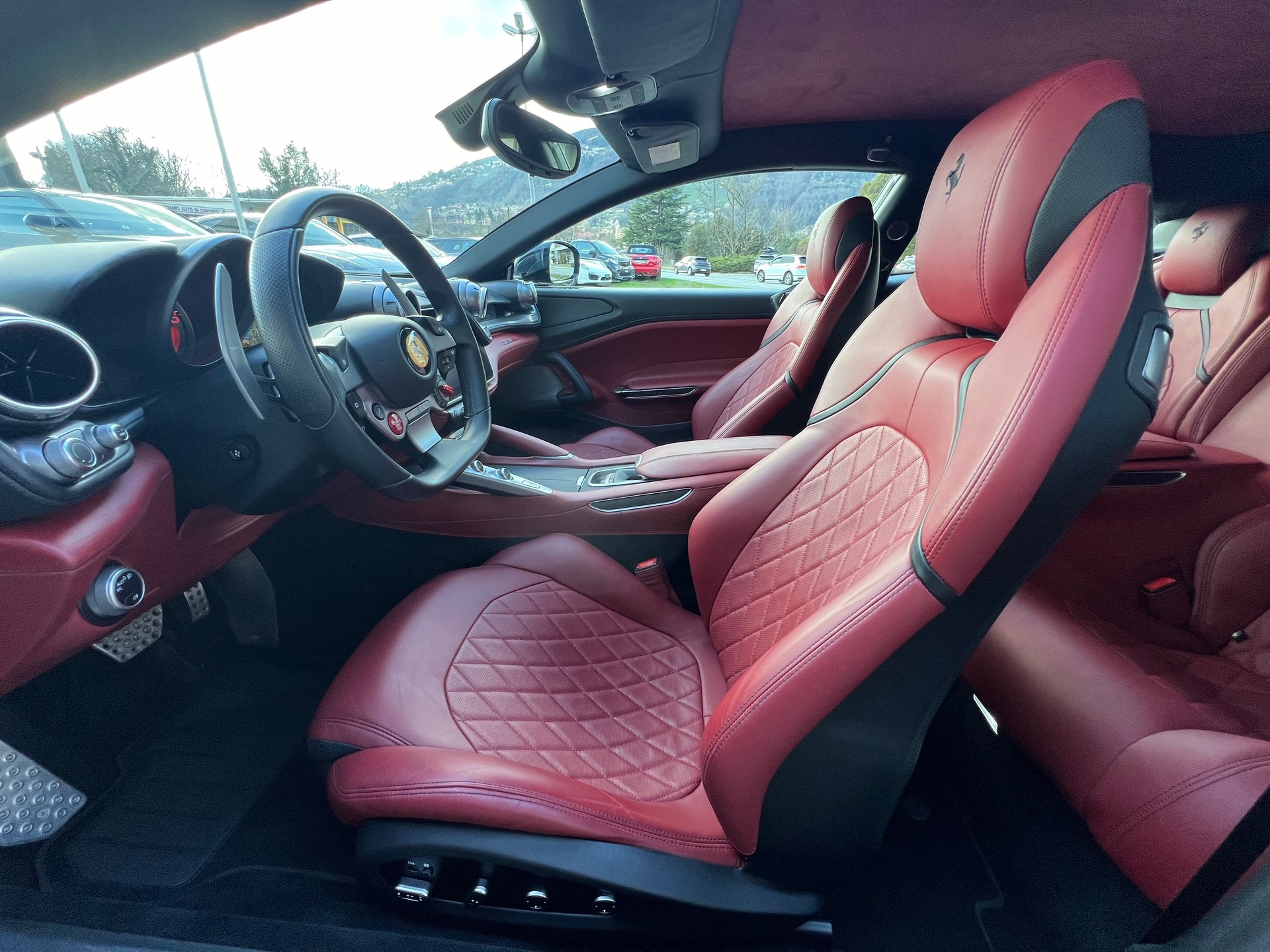 FERRARI GTC 4 Lusso-image-8