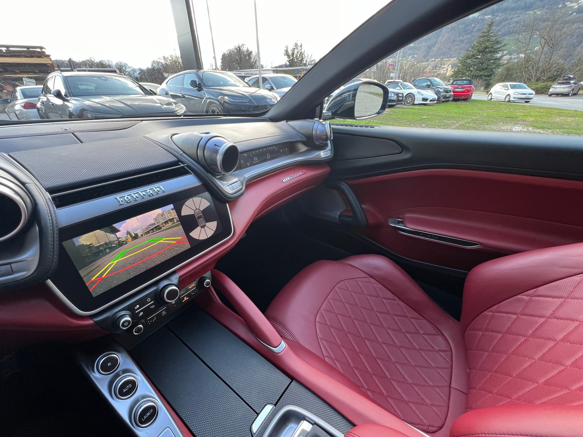 FERRARI GTC 4 Lusso-image-17
