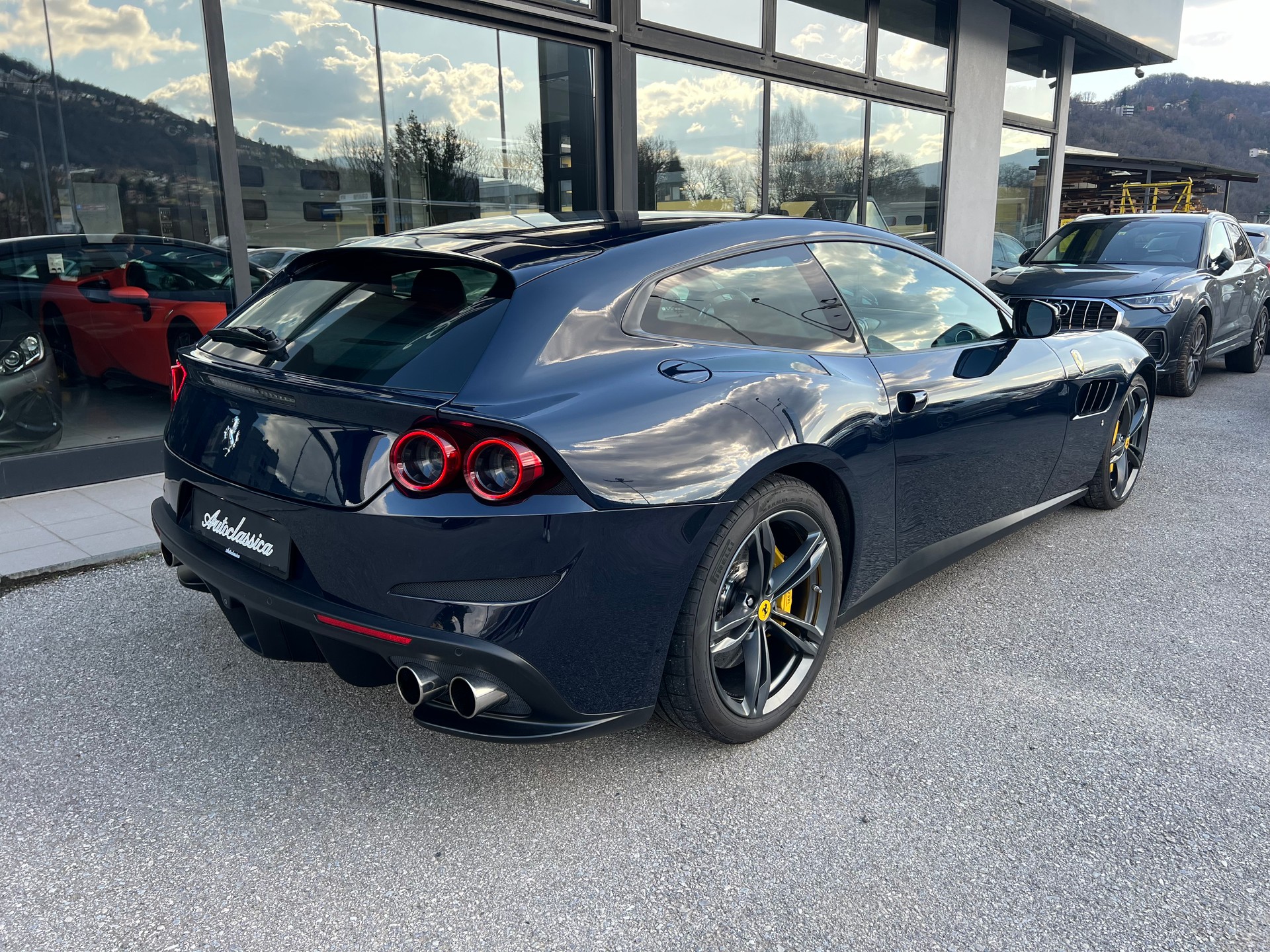 FERRARI GTC 4 Lusso-image-7
