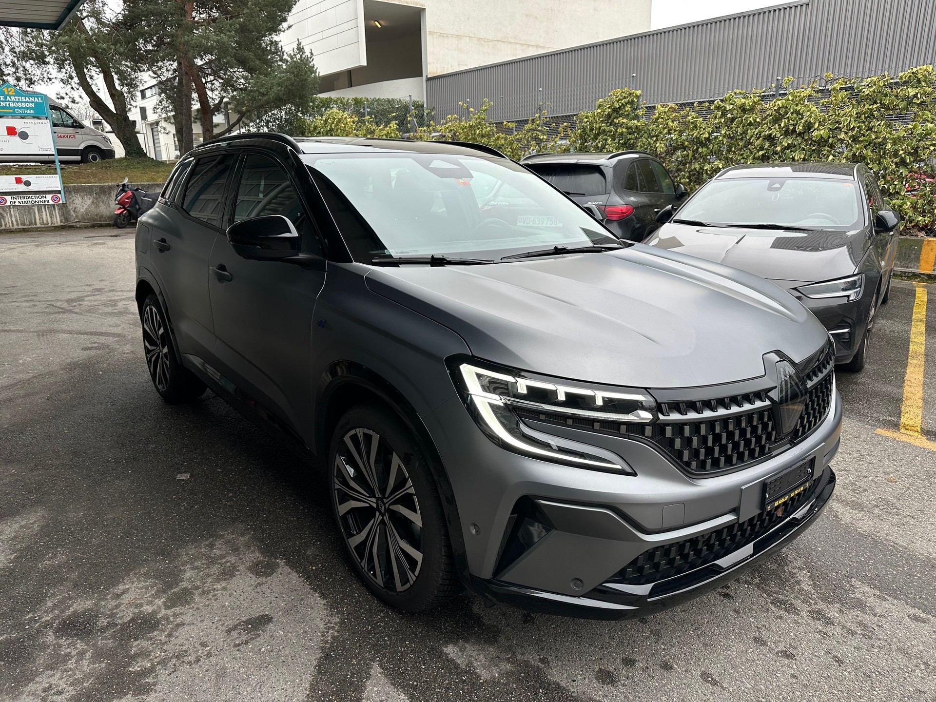 RENAULT Austral 1.2 HEV 200 Iconic Esprit Alpine A-image-5
