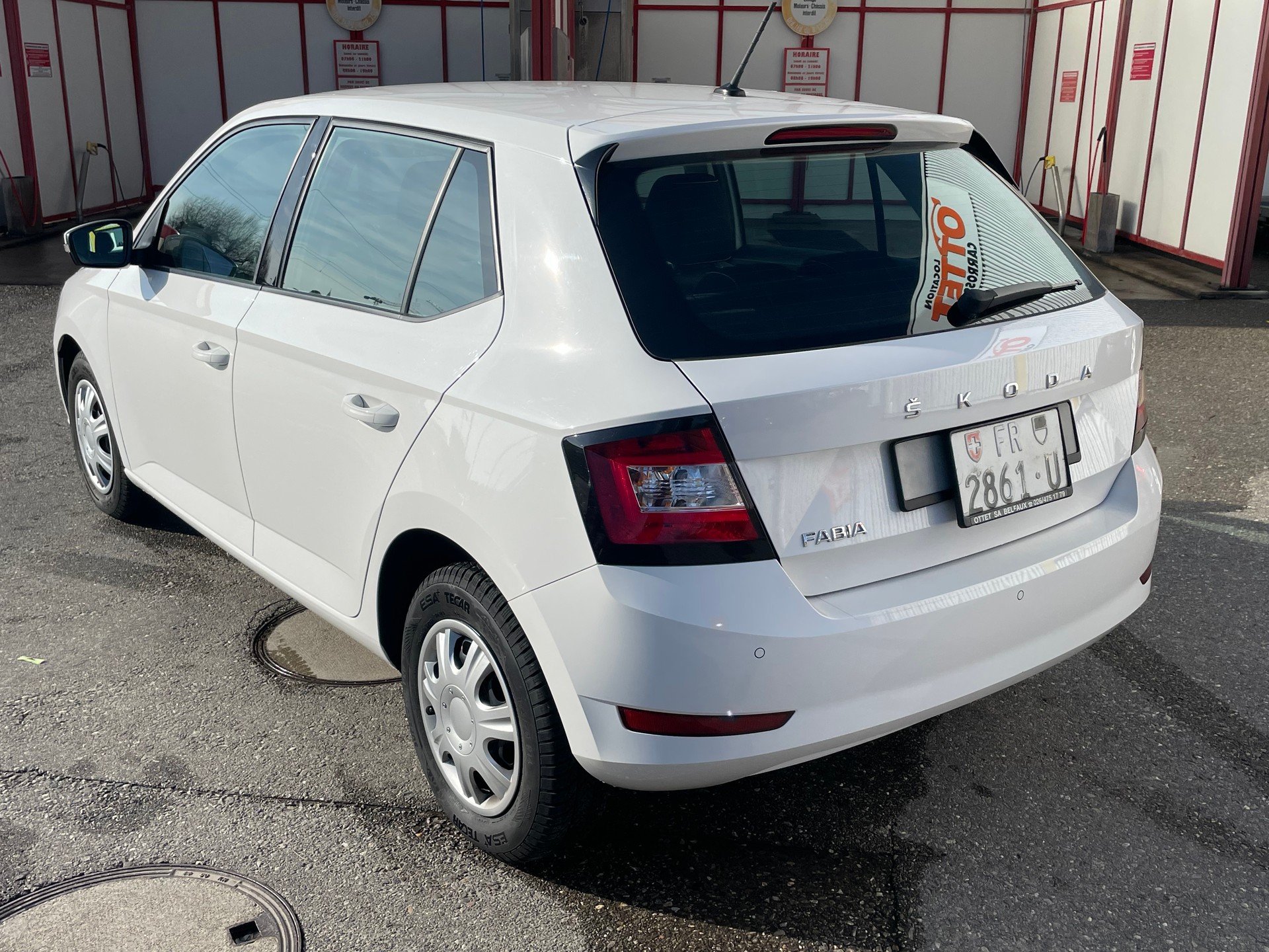 SKODA Fabia 1.0 TSI Ambition-image-3