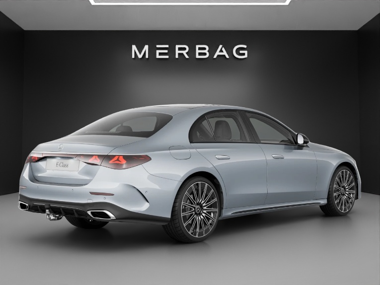 MERCEDES-BENZ E 220 d 4Matic 9G-Tronic-image-4