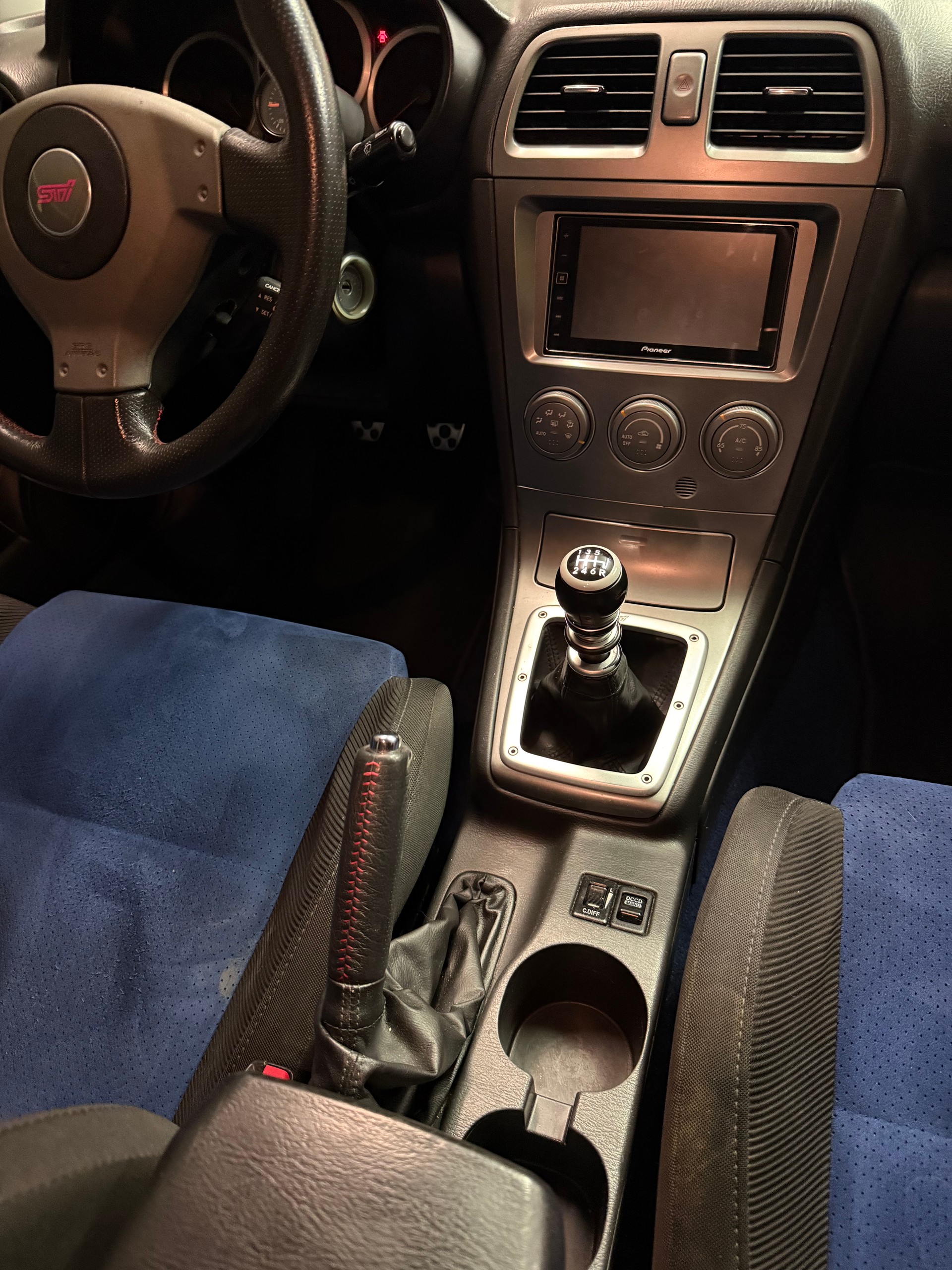 SUBARU Wrx Sti-image-5