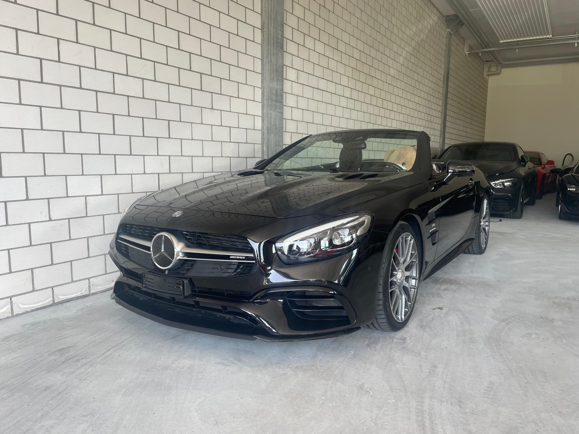 MERCEDES-BENZ SL 63 AMG Speedshift Traumausstattung-image-1