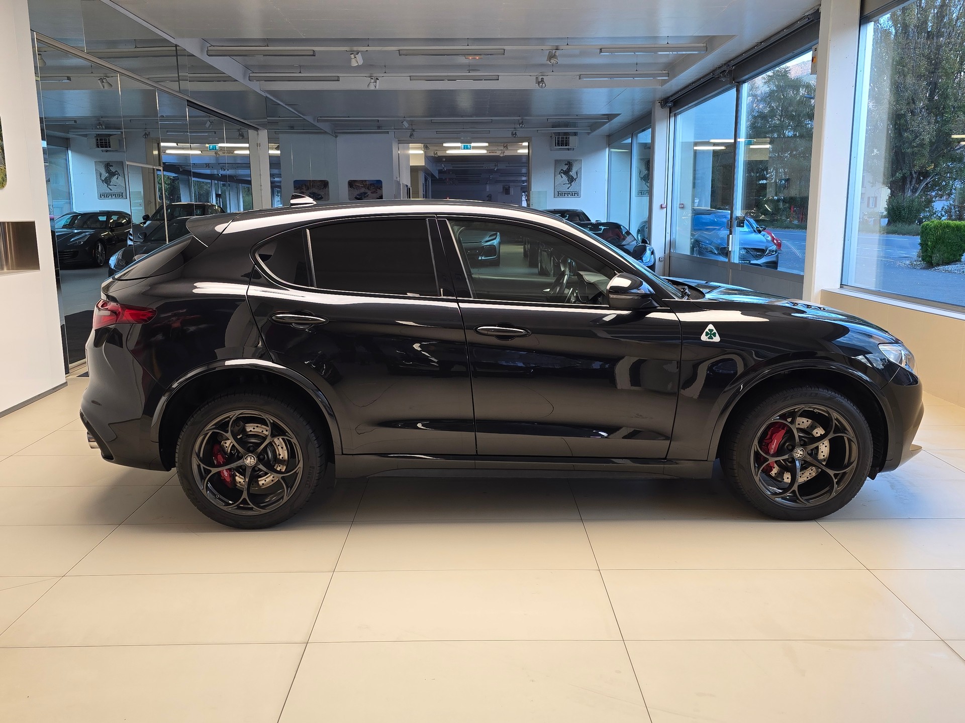 ALFA ROMEO Stelvio 2.9 V6 Quadrifoglio Q4 Automatic-image-3