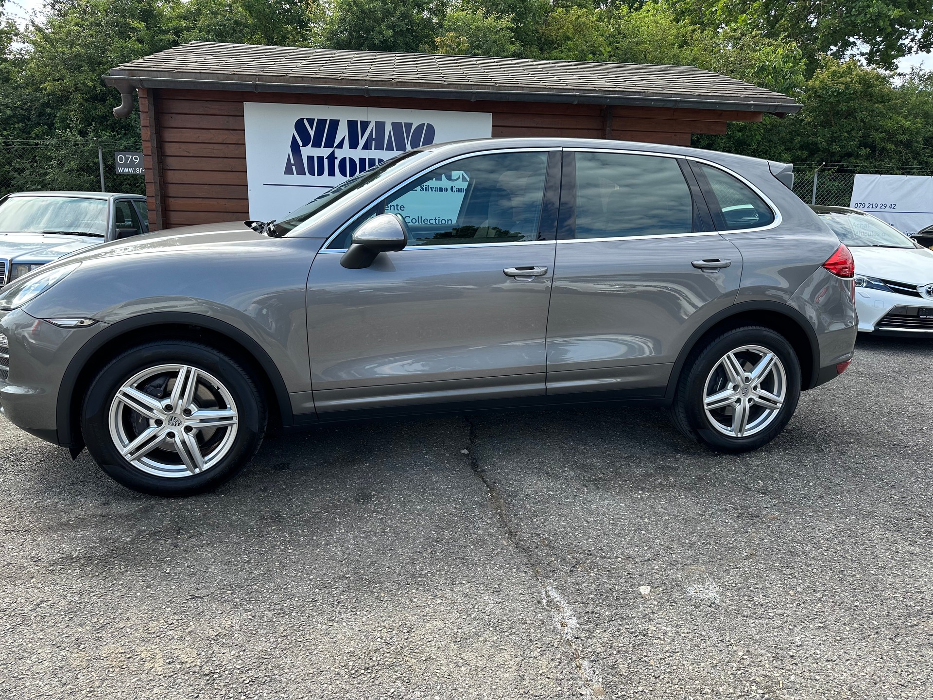 PORSCHE Cayenne Tiptronic-image-1