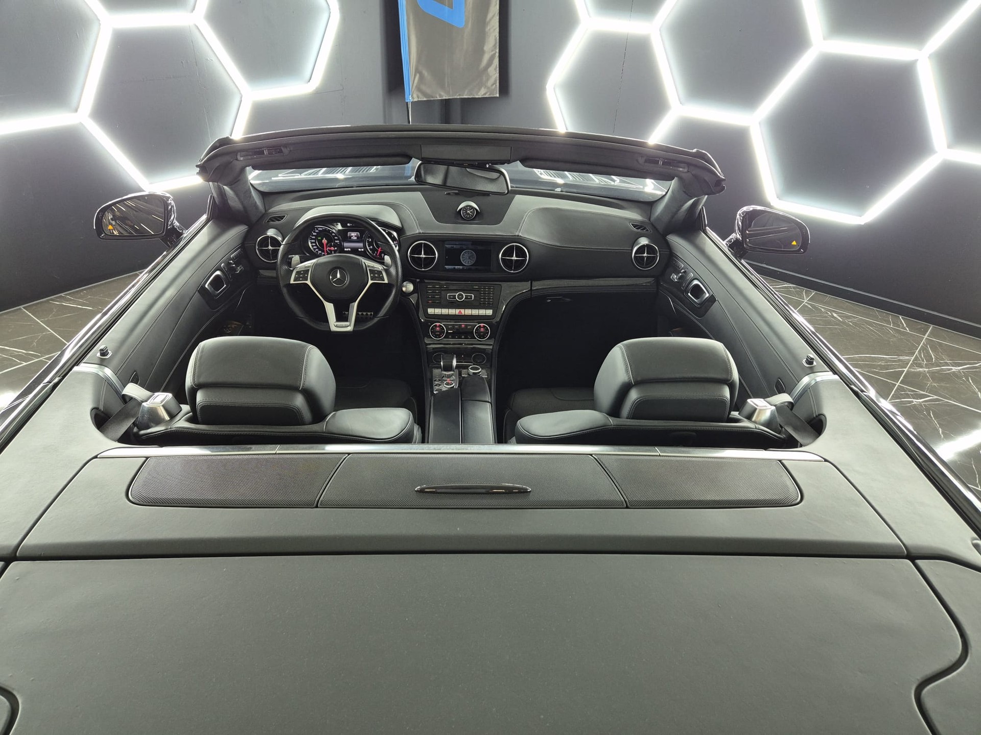 MERCEDES-BENZ SL 63 AMG Speedshift-image-18