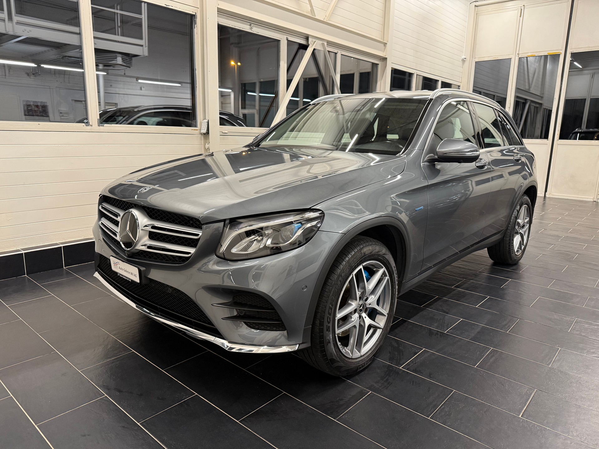 MERCEDES-BENZ GLC 350 e AMG Line 4Matic 7G-Tronic