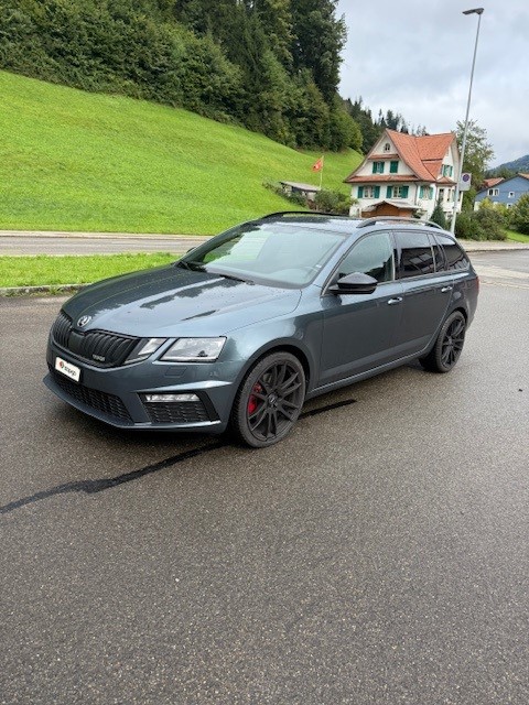SKODA Octavia Combi 2.0 TDI RS 4x4 DSG-showroom-element-2