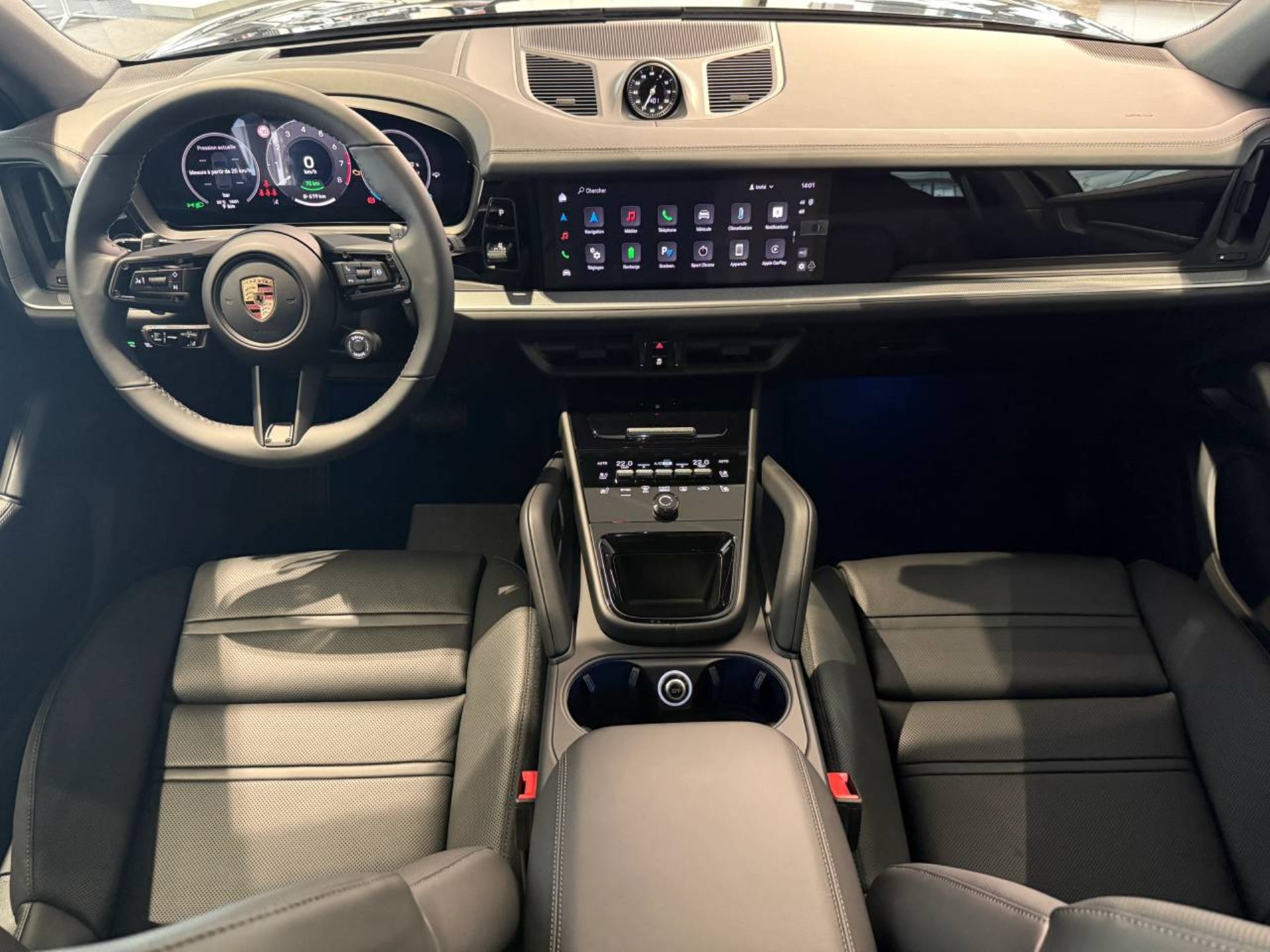 PORSCHE Cayenne E-Hybrid-image-13