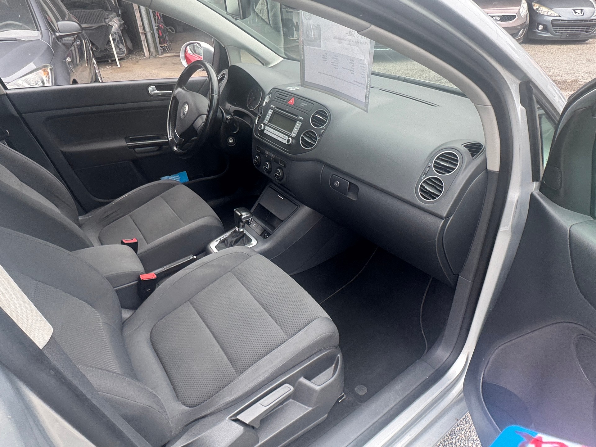 VW Golf Plus 1.4 TSI Comfortline DSG-image-10