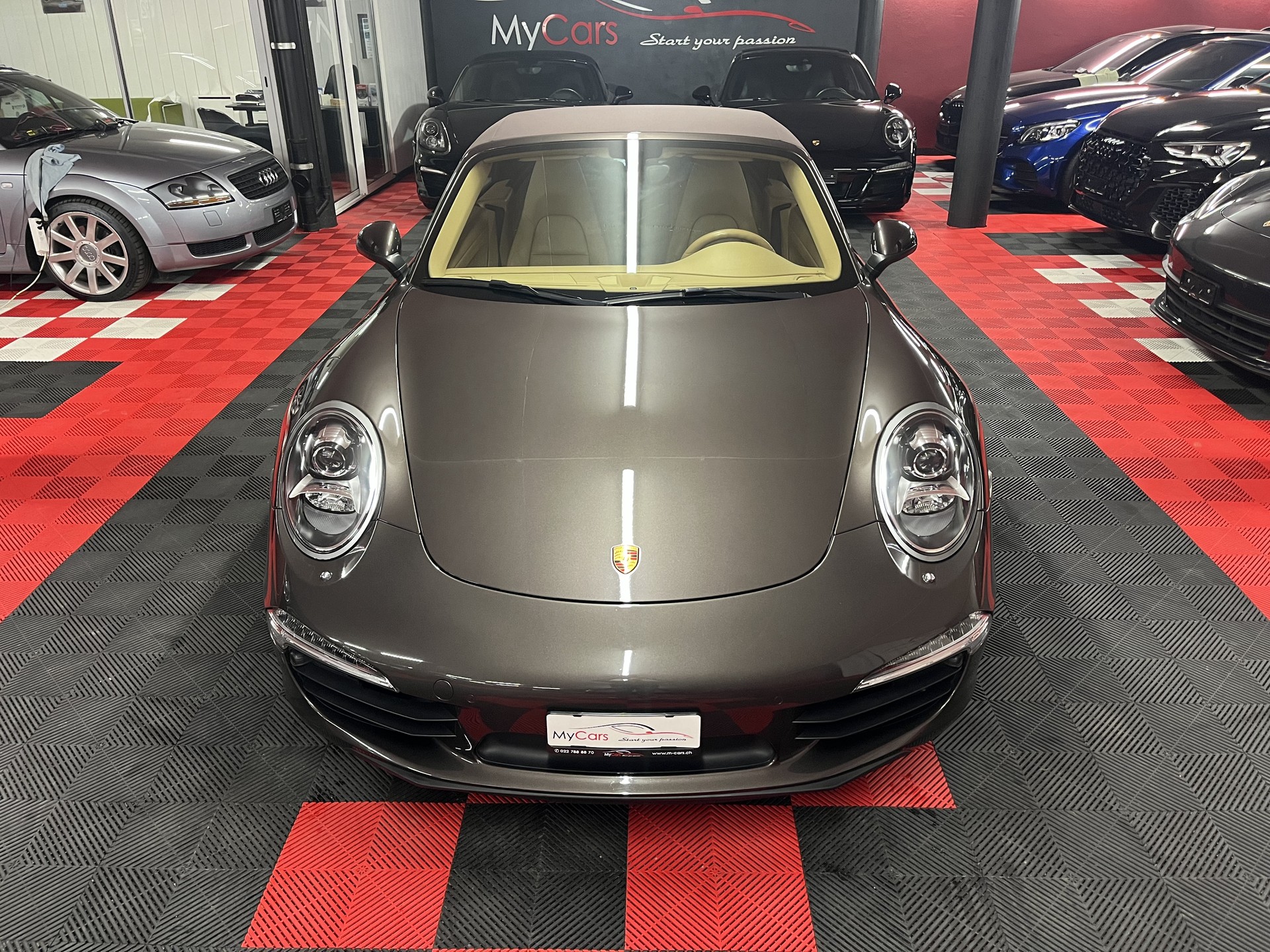 PORSCHE 911 Cabrio Carrera PDK-image-1