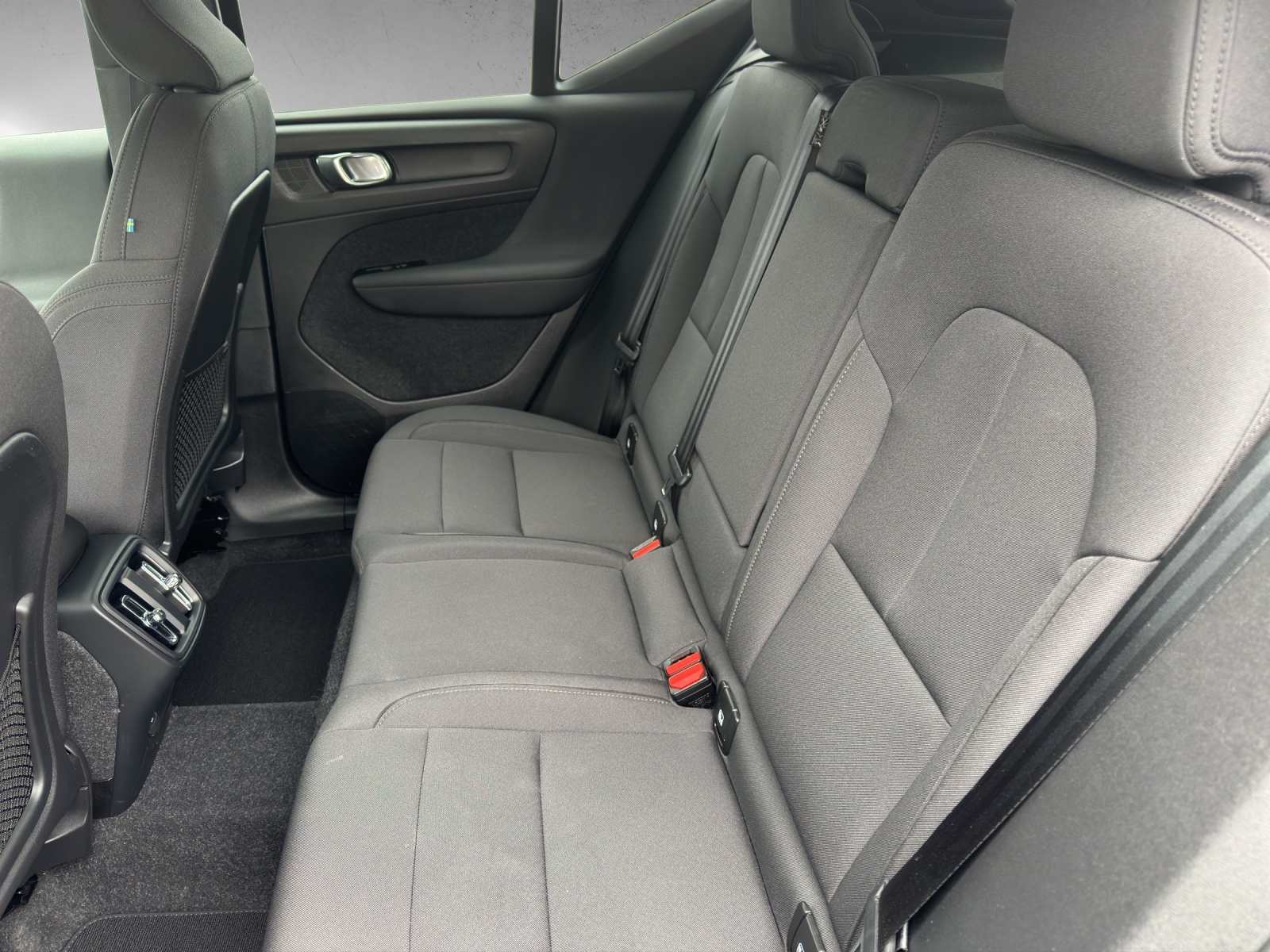 VOLVO XC40 1.5 T2 Momentum-image-9