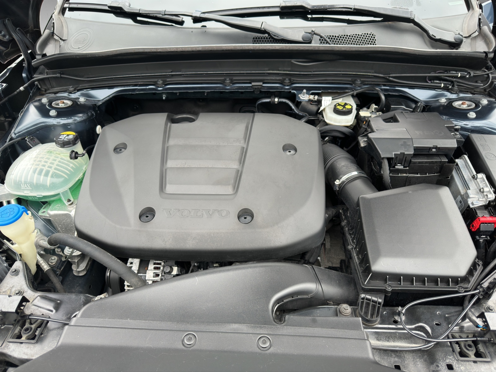 VOLVO XC40 1.5 T2 Momentum-image-16