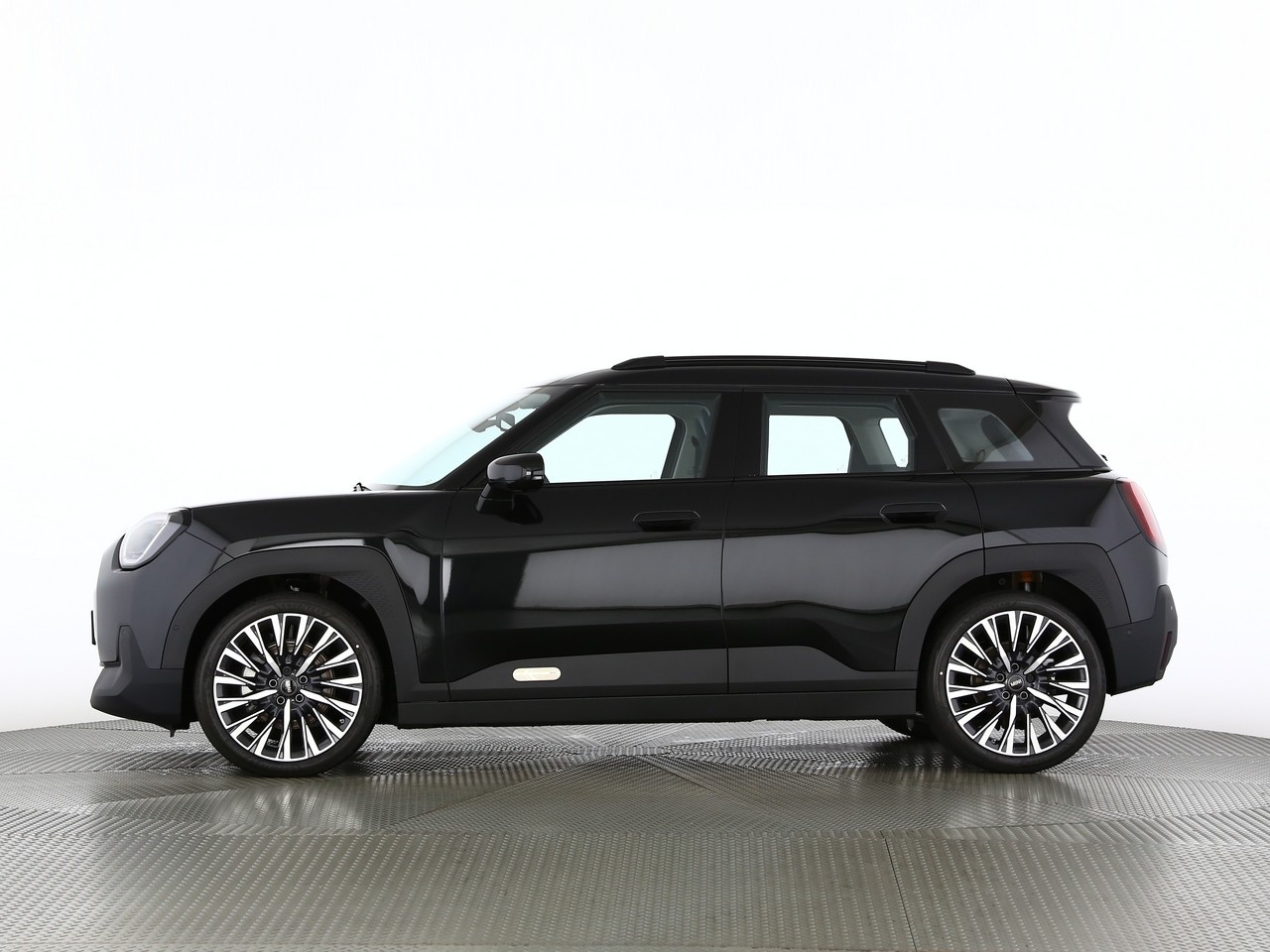 MINI Aceman E-image-2