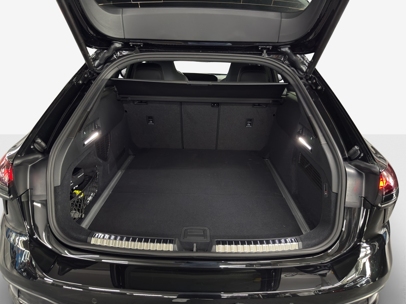 AUDI A6 Avant TDI quattro 150 kW S tronic-image-15