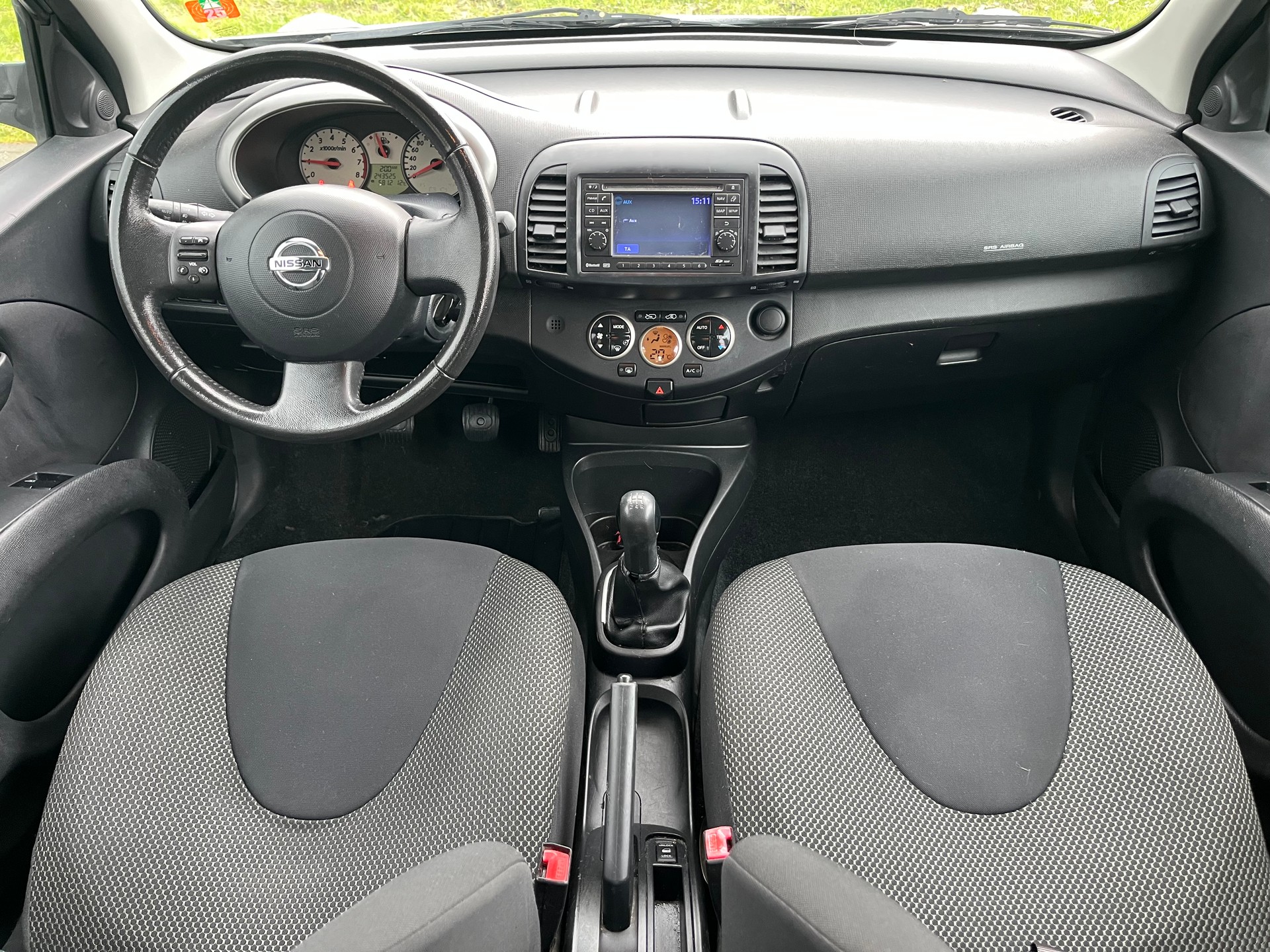 NISSAN Micra 1.4 acenta-image-13