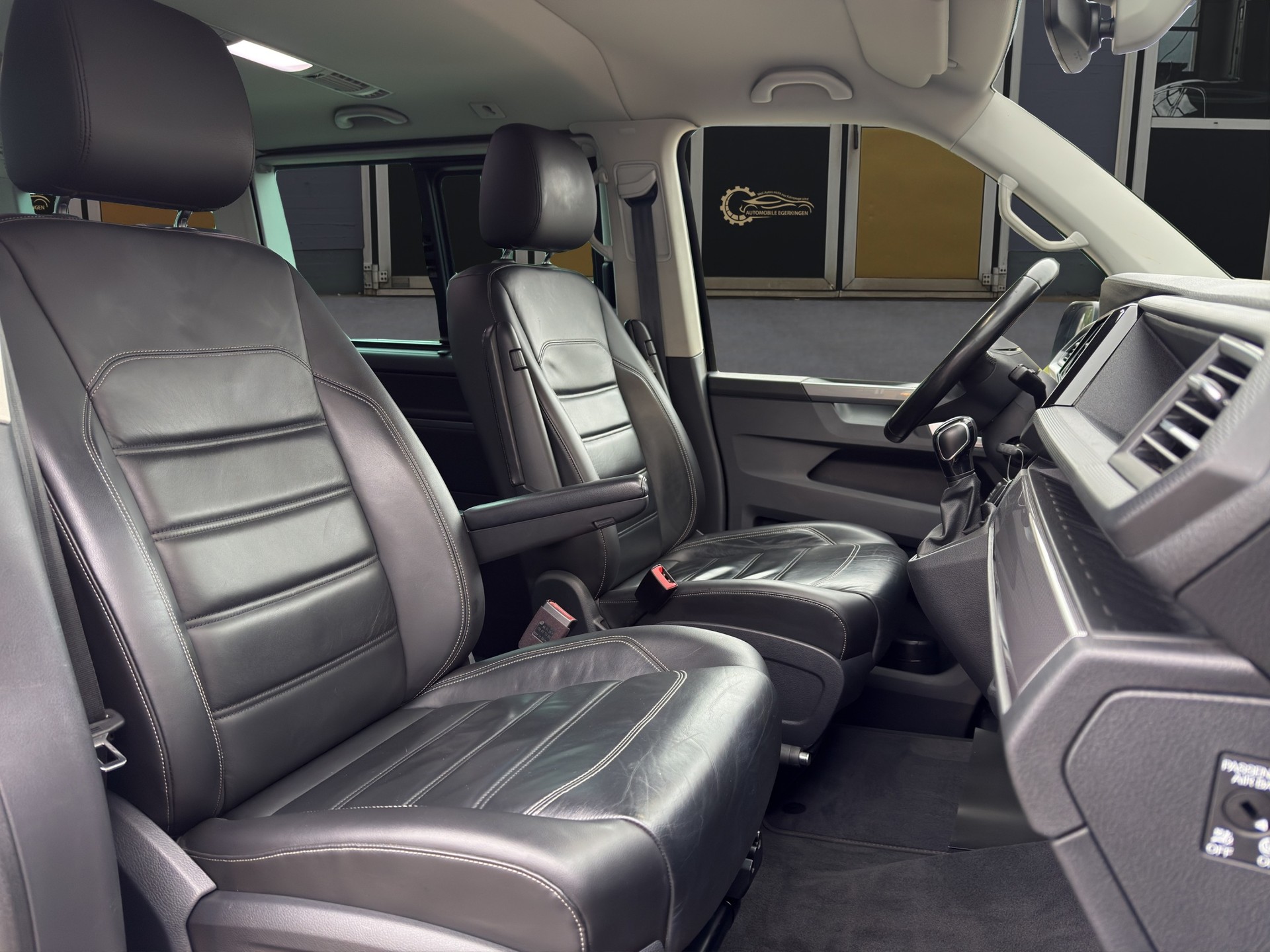 VW T6.1 Multivan 2.0 TDI 199 Highline DSG 4m-image-9