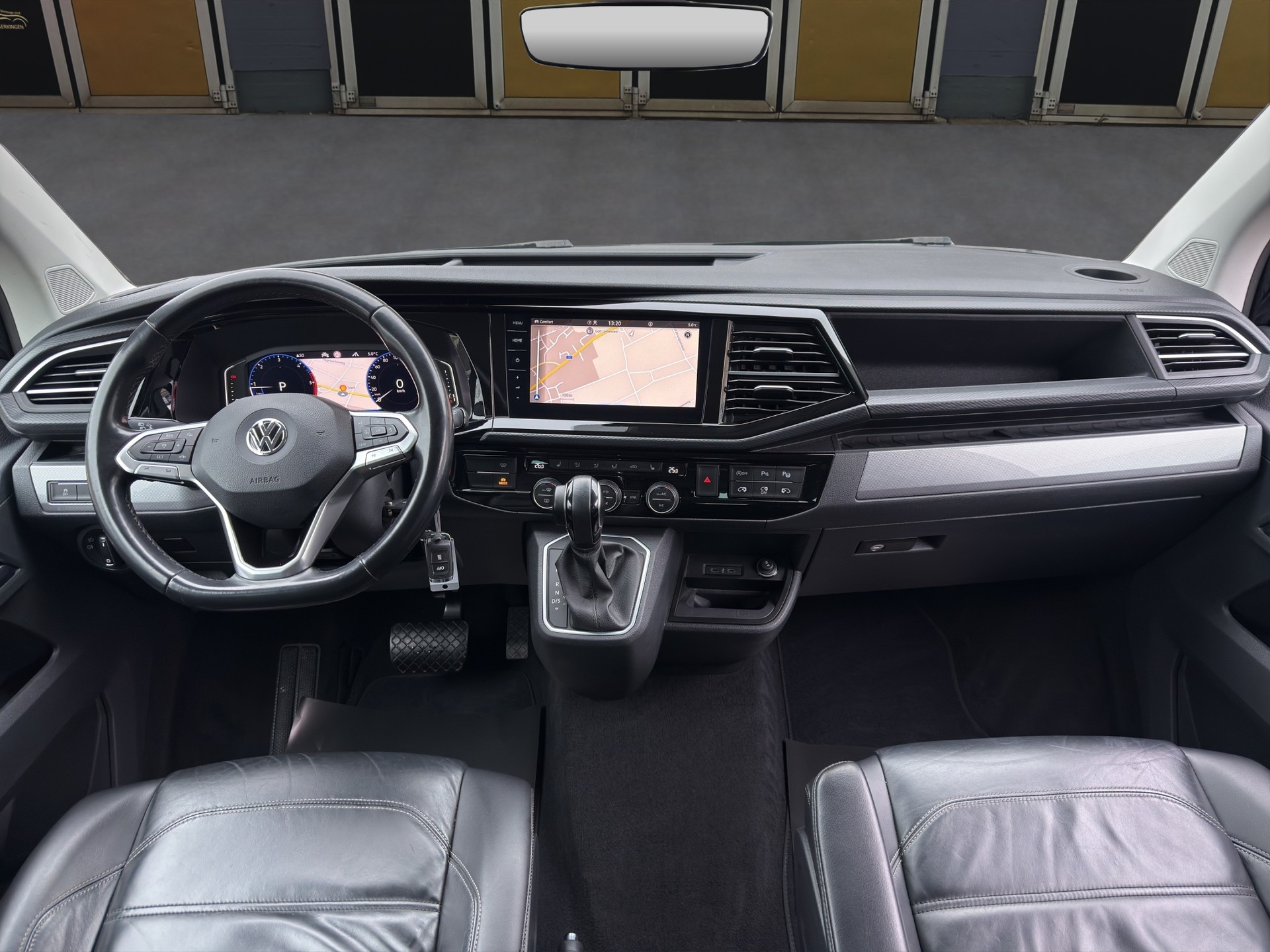 VW T6.1 Multivan 2.0 TDI 199 Highline DSG 4m-image-10