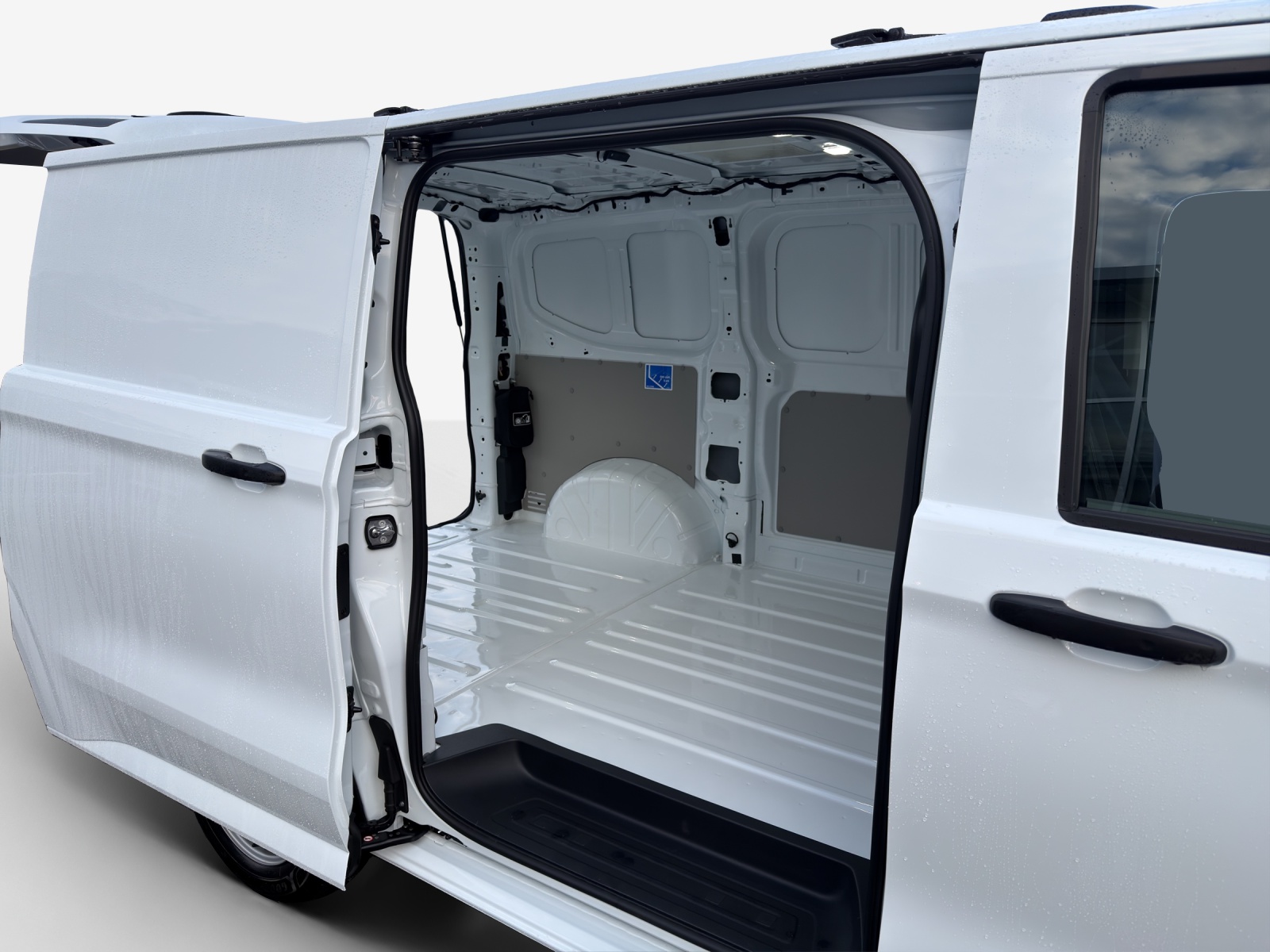 VW Transporter 2.0 TDI-image-15