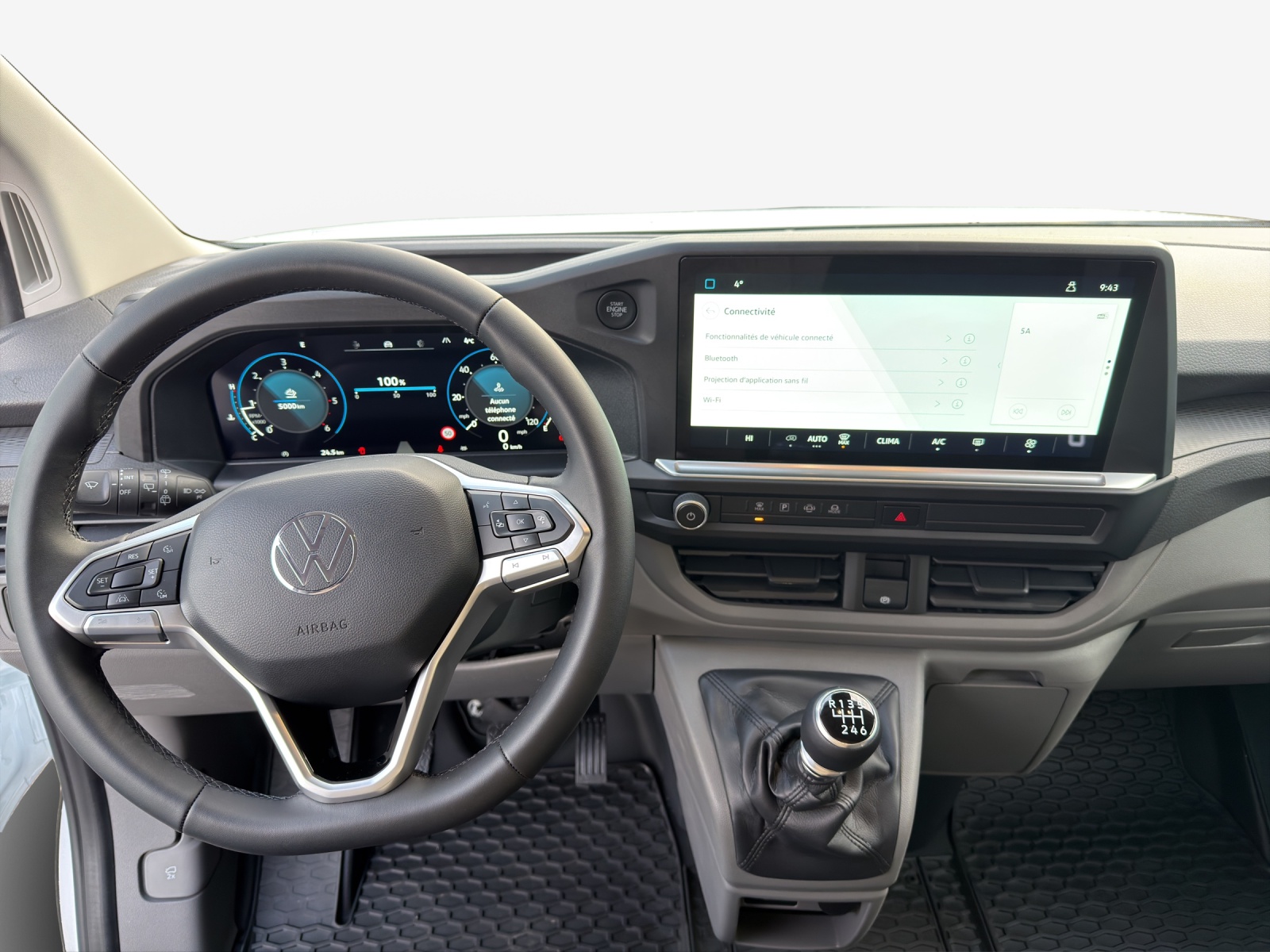 VW Transporter 2.0 TDI-image-8