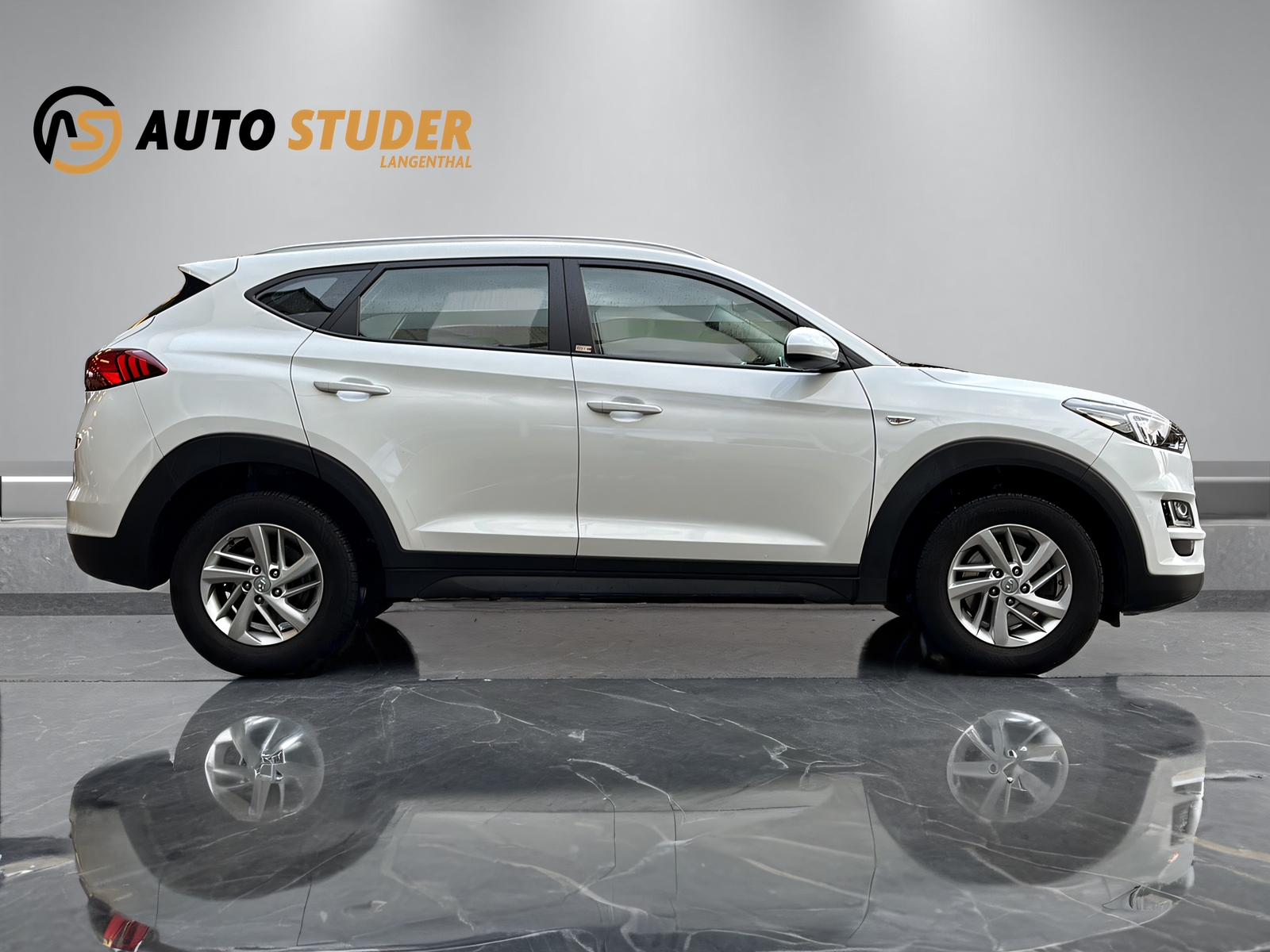 HYUNDAI Tucson 1.6 CRDi Origo 4WD-image-3
