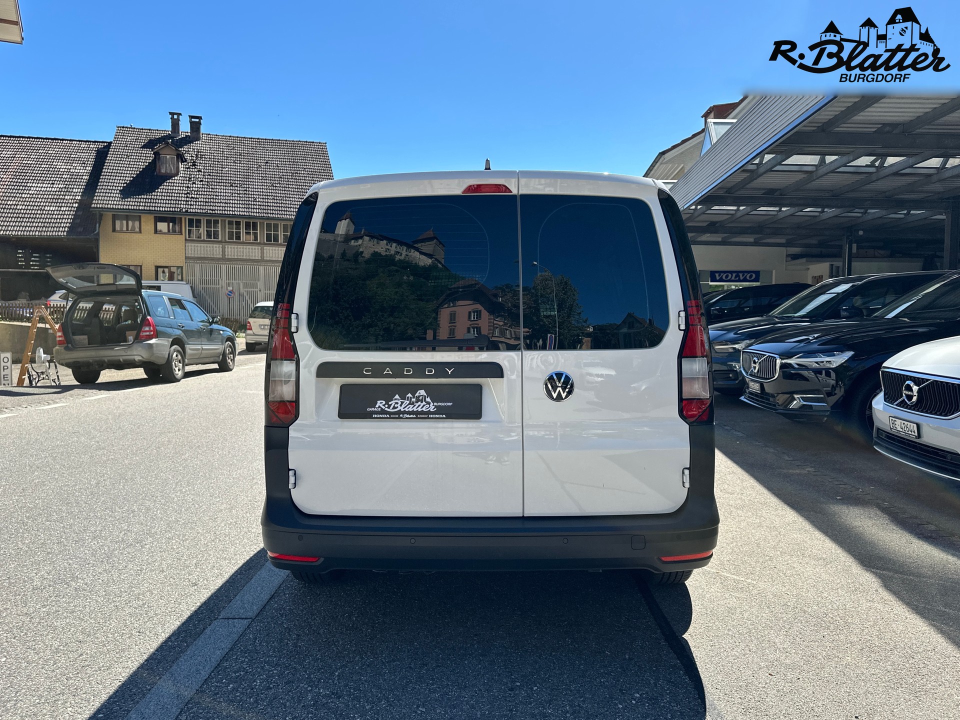VW Caddy Cargo 1.5TSI Maxi-image-4