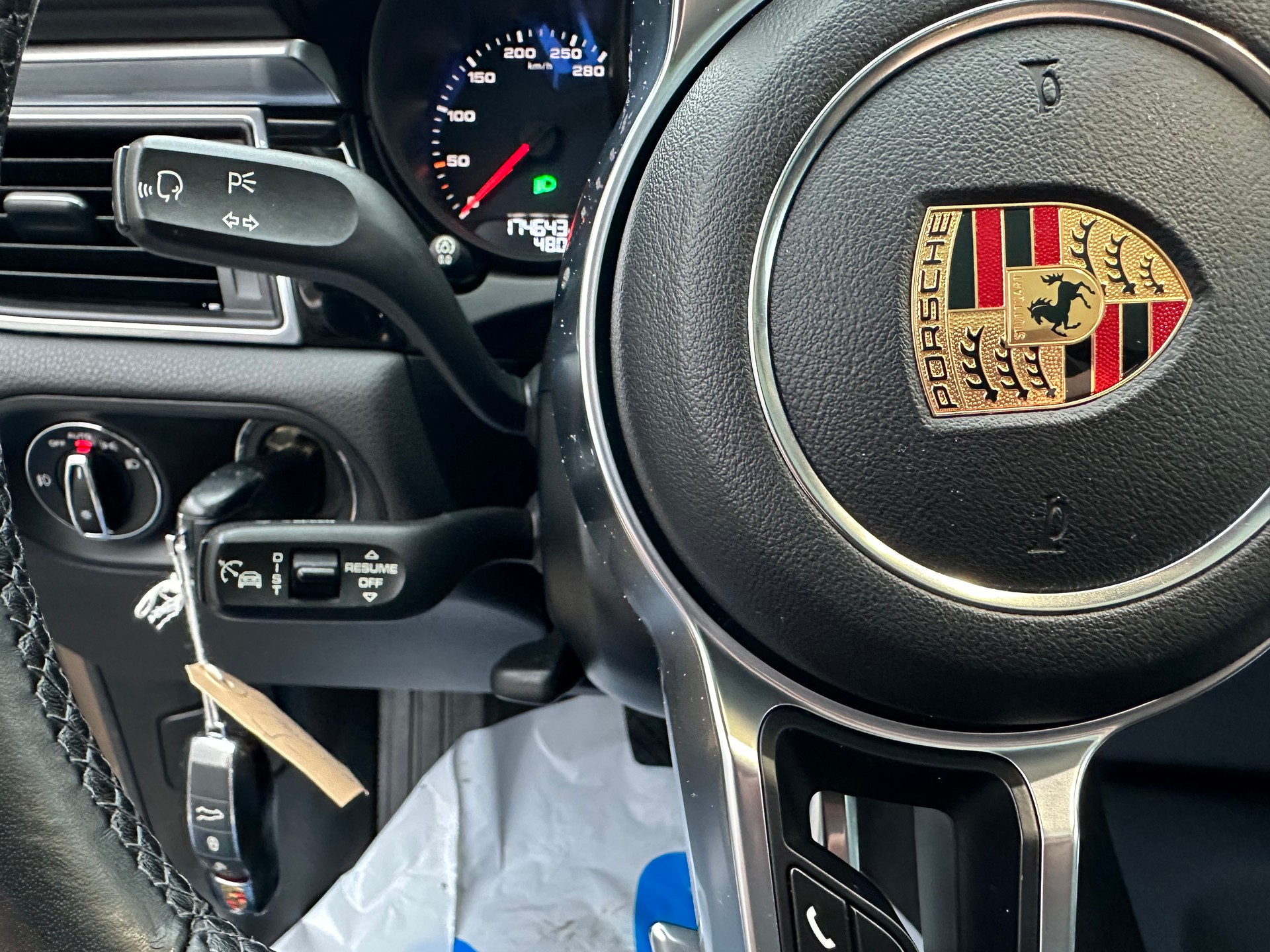 PORSCHE Macan S PDK-image-12