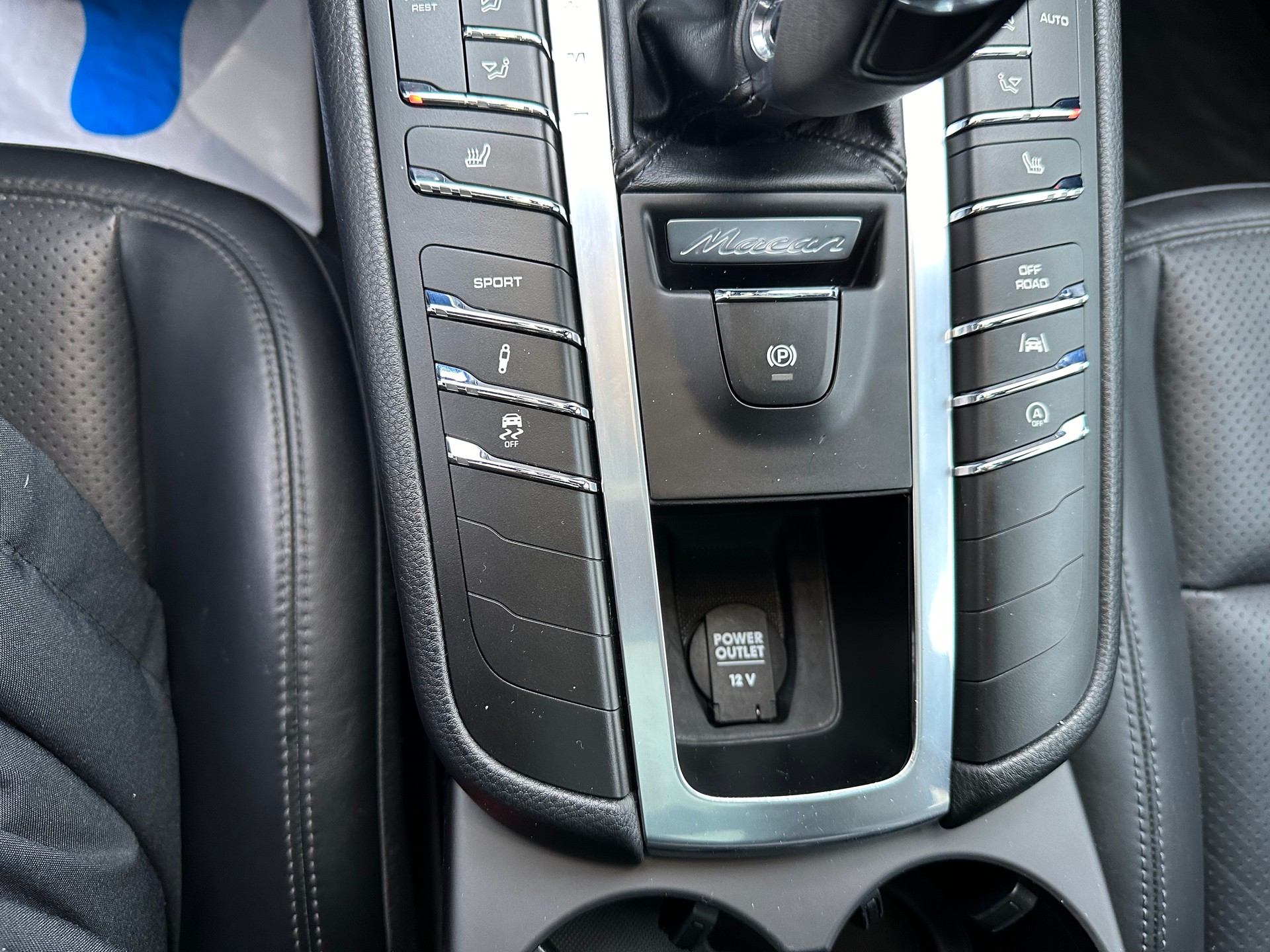 PORSCHE Macan S PDK-image-15