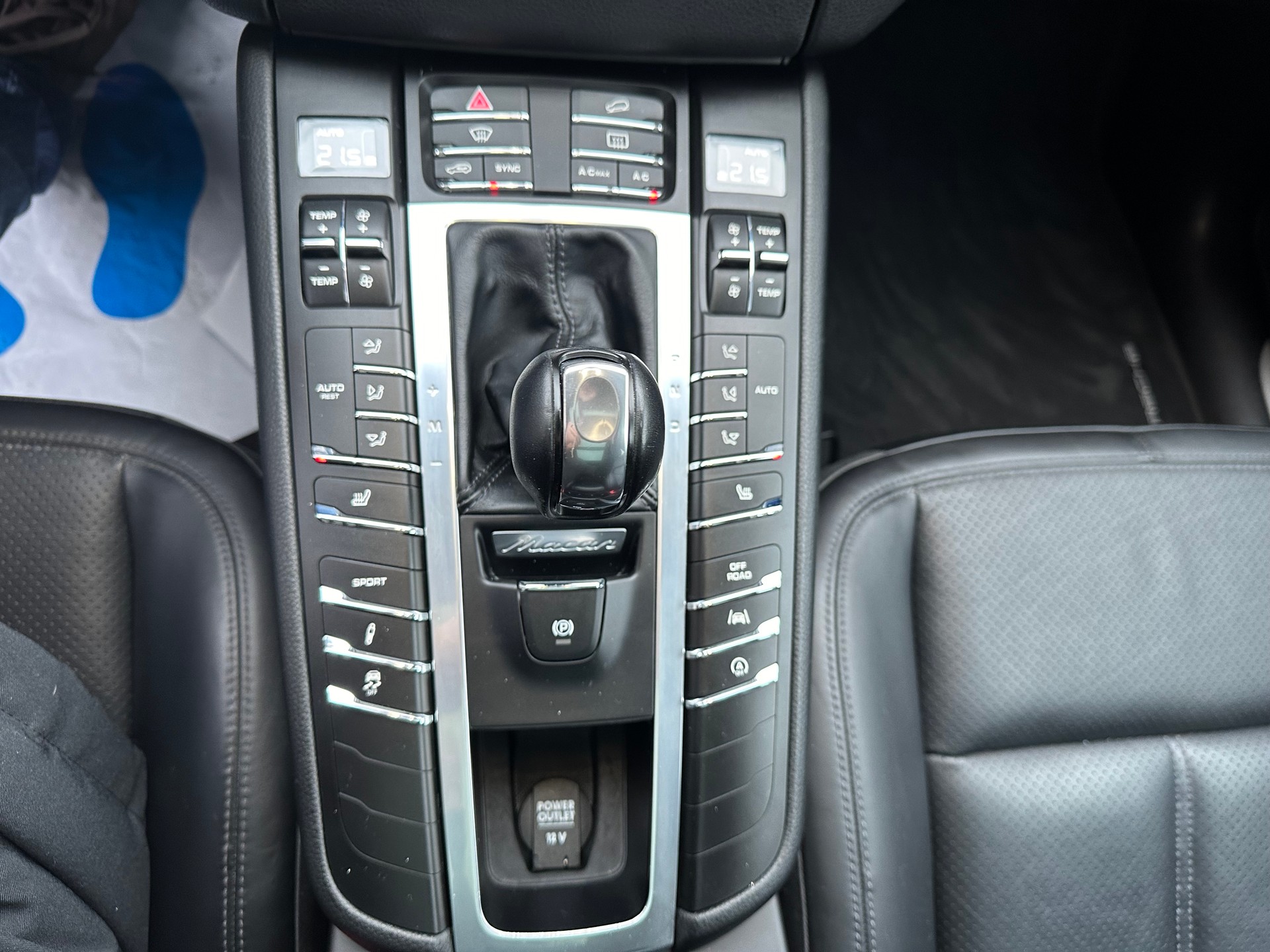 PORSCHE Macan S PDK-image-14