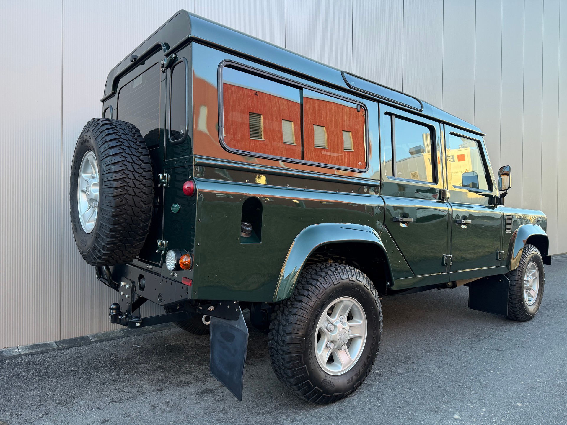LAND ROVER Defender 110 TD5 *EPSOM verzinkt*-image-5