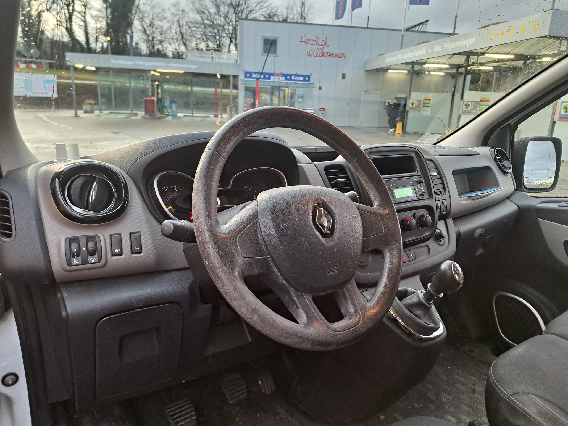 RENAULT Trafic 1.6 dCi 90 2.9t Business L1H1-image-8