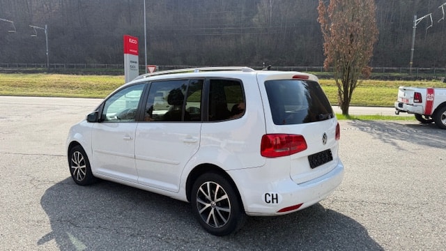 VW Touran 1.4 TSI Trendline-image-4