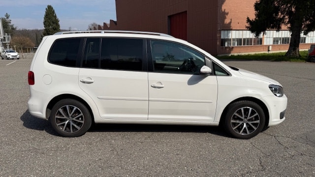 VW Touran 1.4 TSI Trendline-image-2