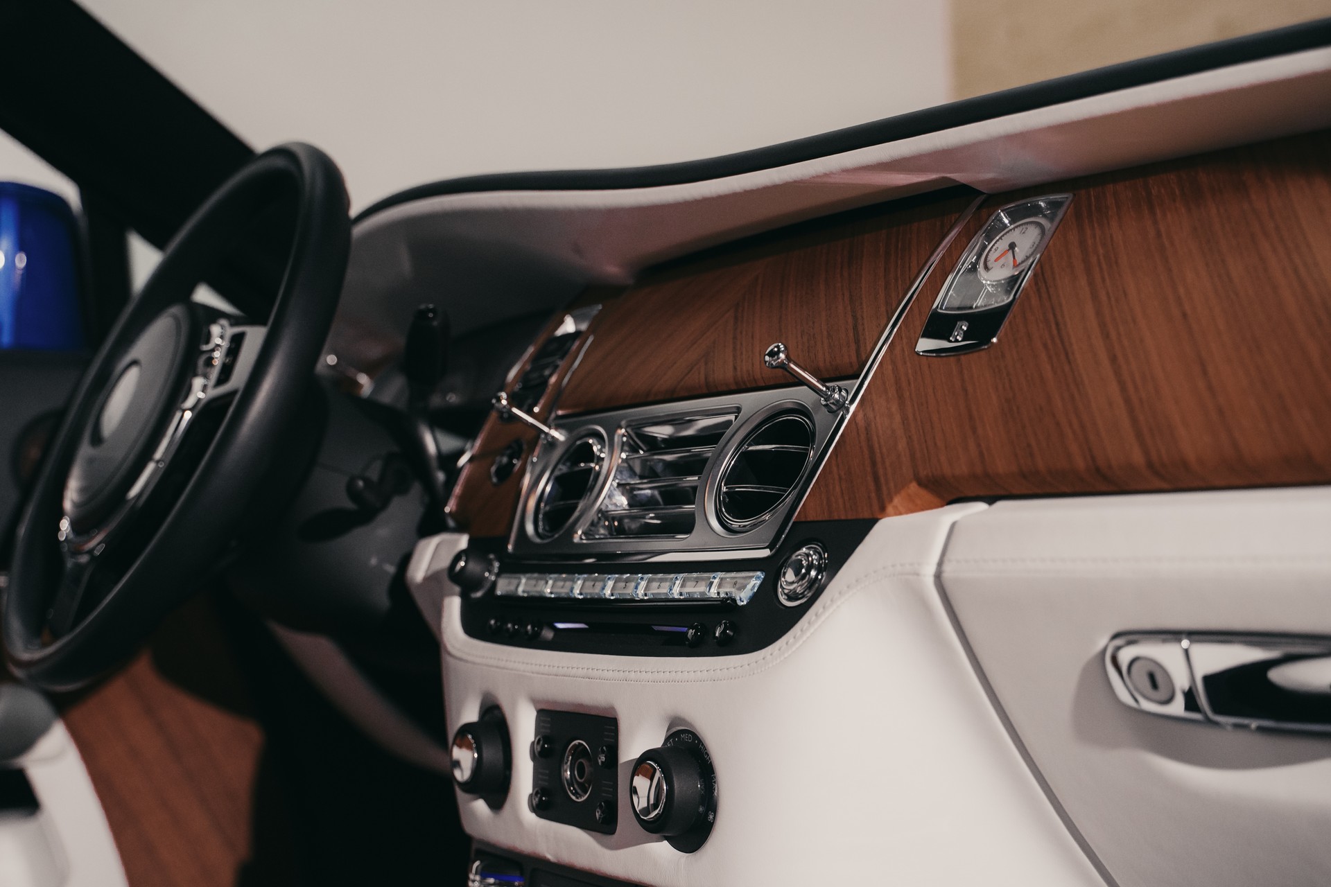 ROLLS-ROYCE Wraith 6.6 V12-image-11