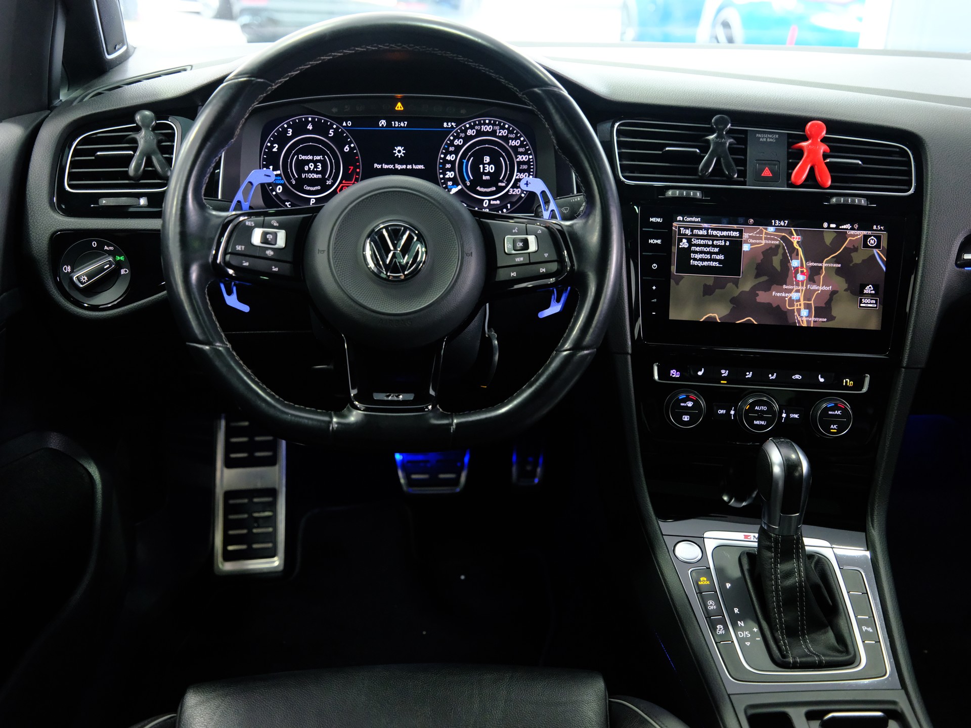 VW Golf 2.0 TSI R 4Motion DSG-image-10