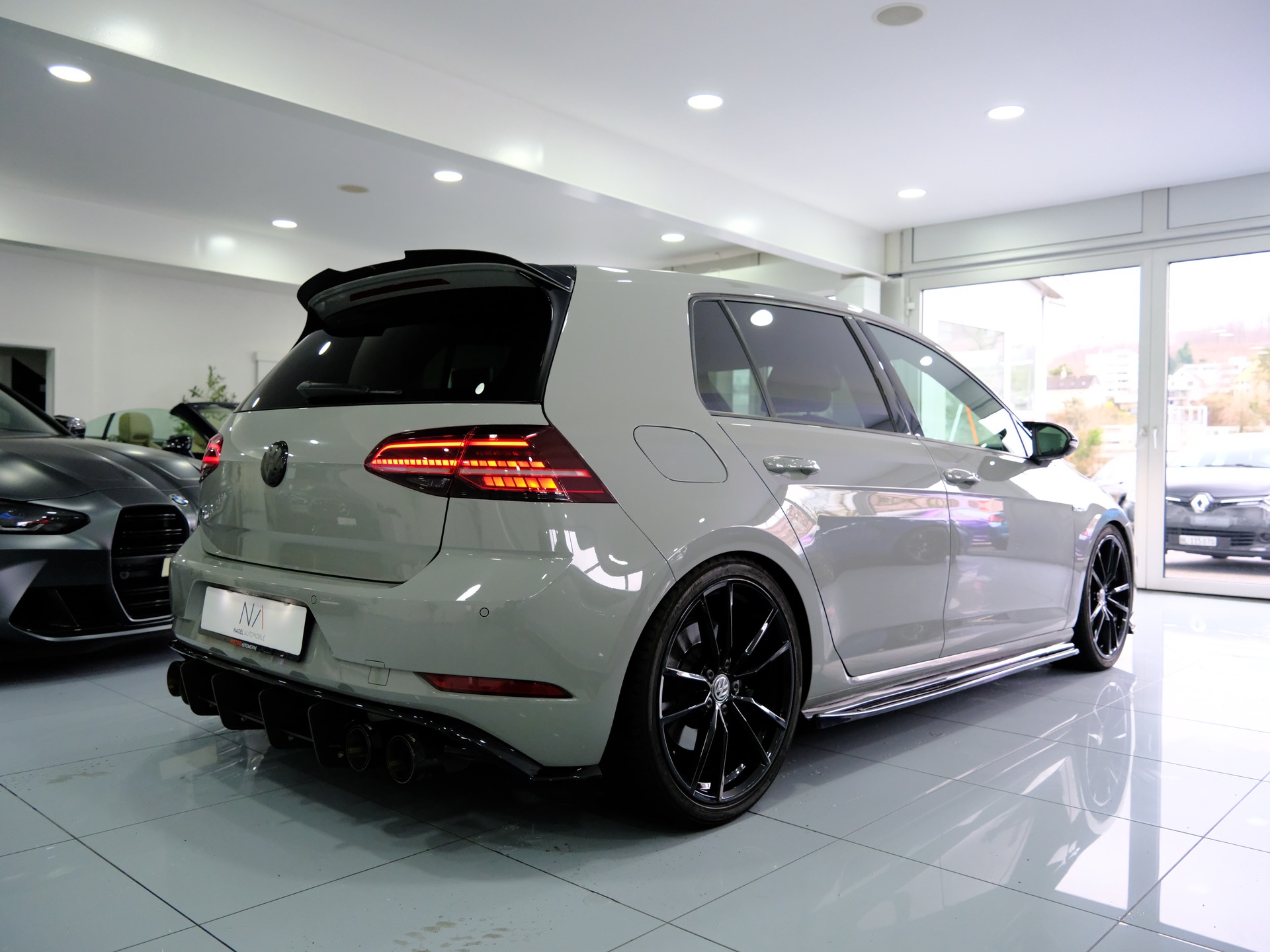 VW Golf 2.0 TSI R 4Motion DSG-image-6