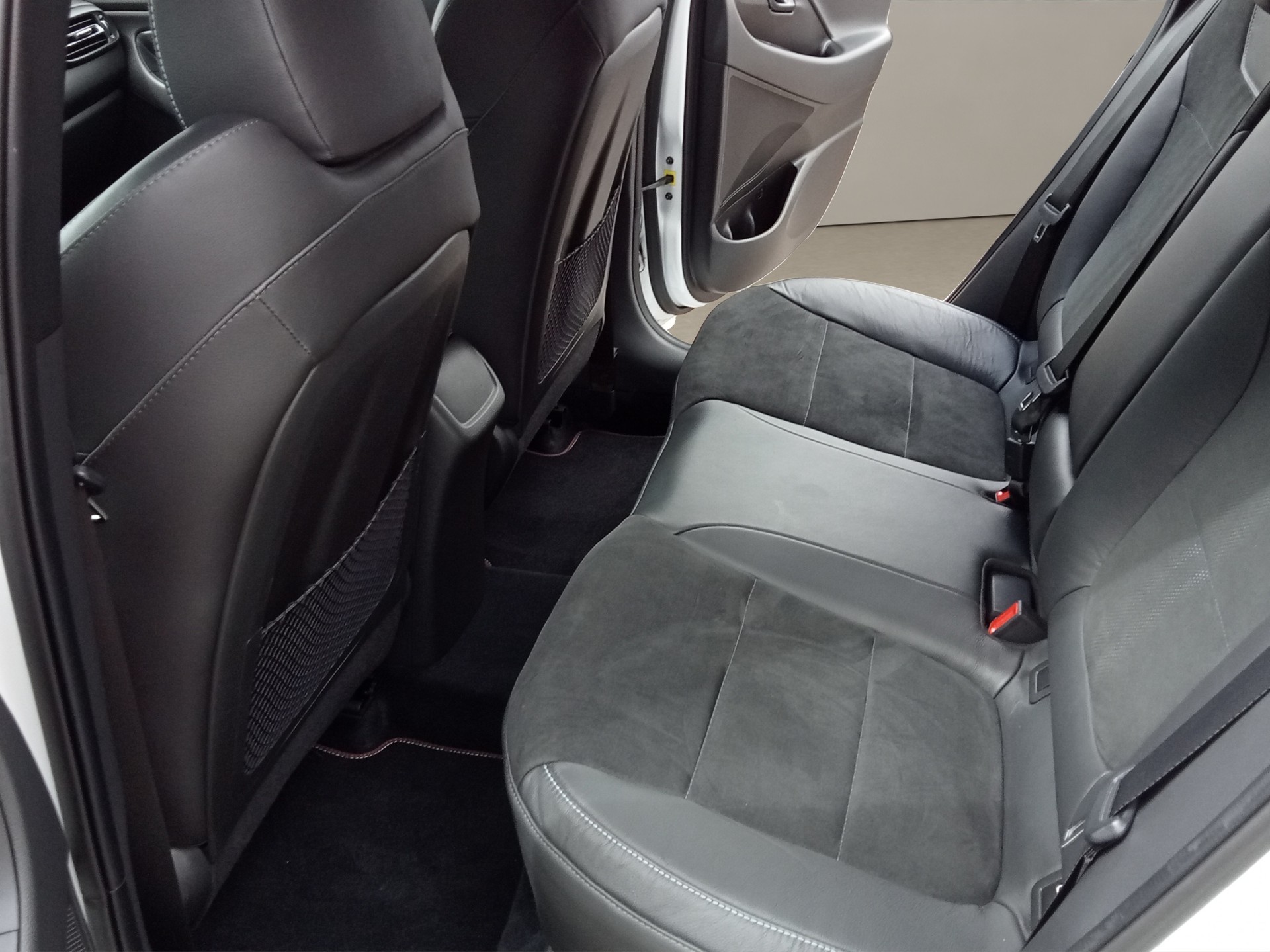 HYUNDAI i30 2.0 T-GDi N-image-10