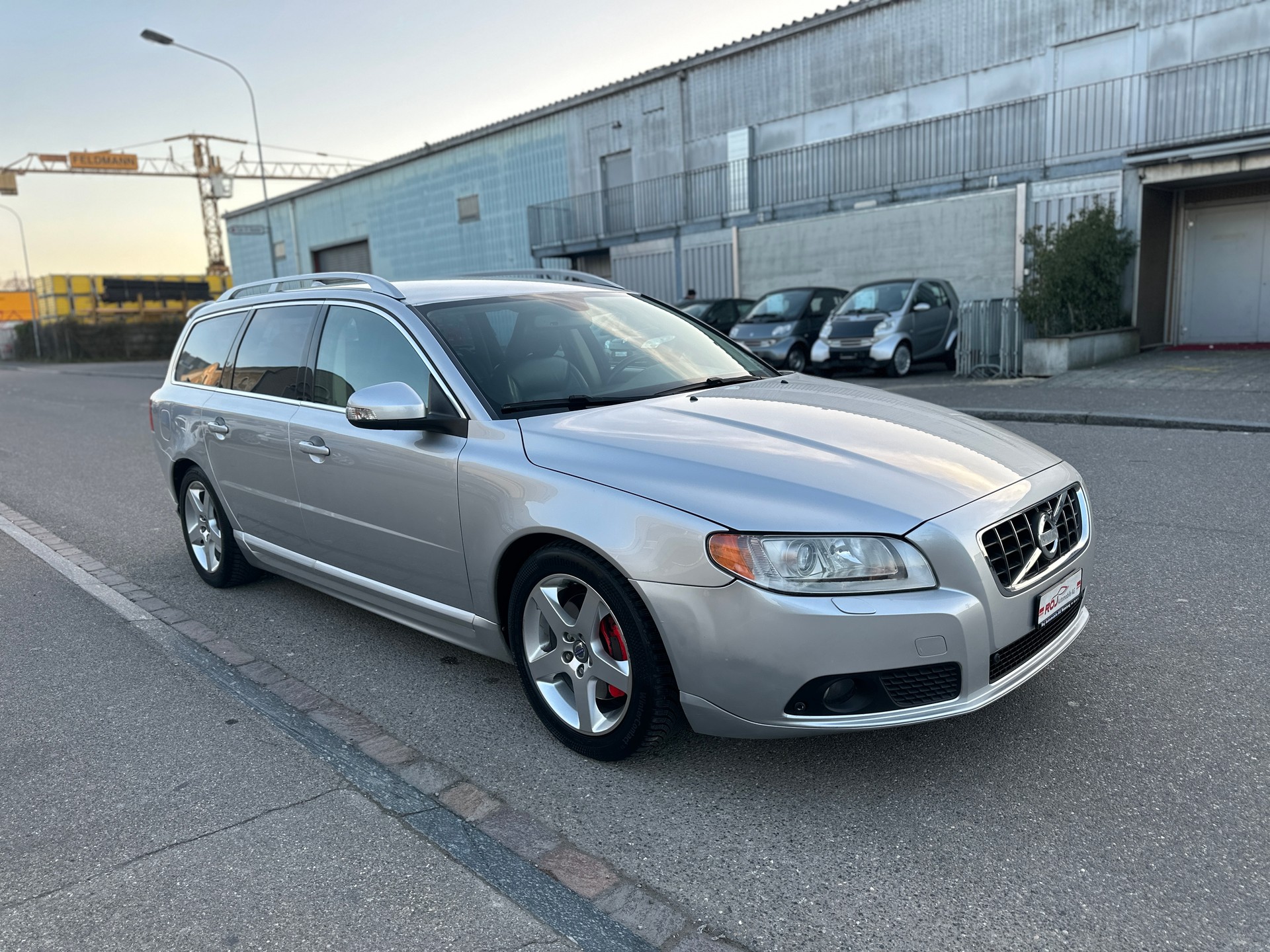 VOLVO V70 D5 AWD Summum Geartronic-image-3