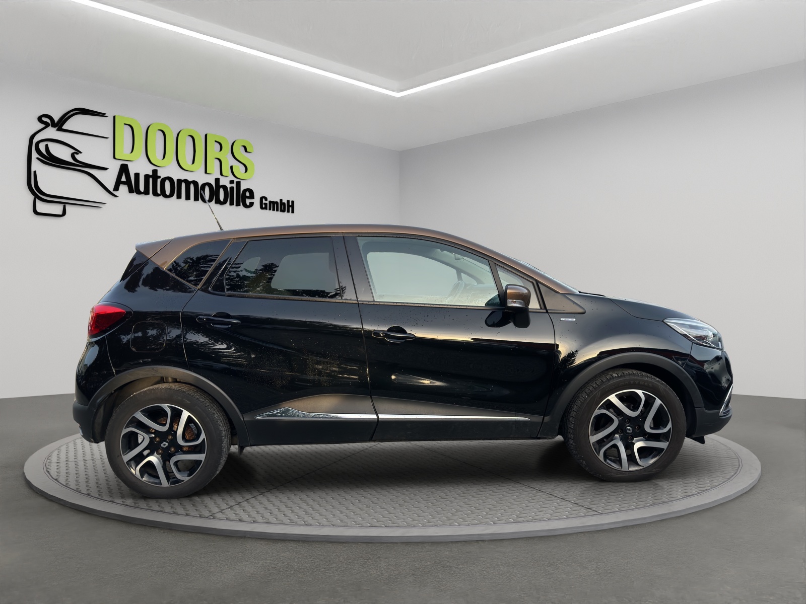 RENAULT Captur 1.2 T 16V Privilège EDC-image-8